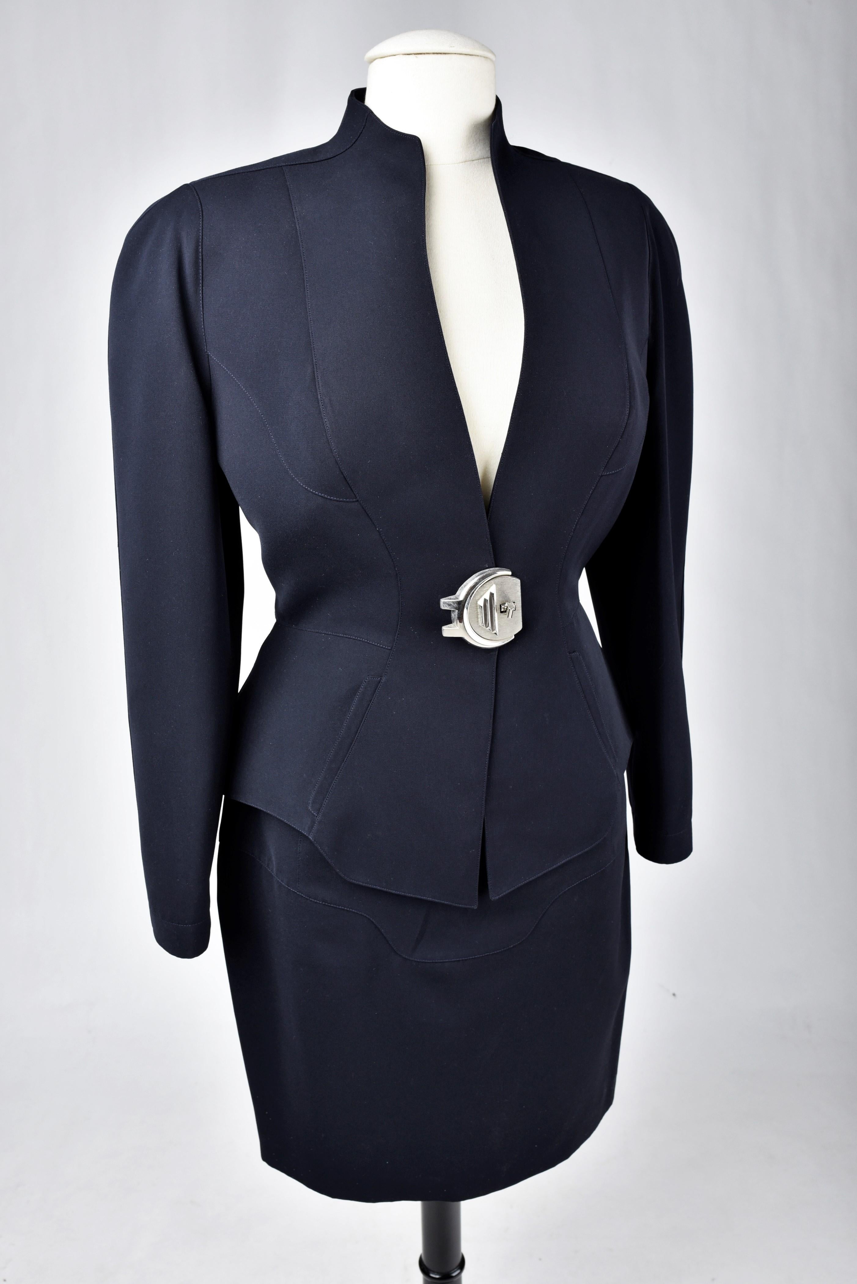A Thierry Mugler Couture Black Tuxedo Skirt Suit - France Circa 1990/2000 For Sale 10