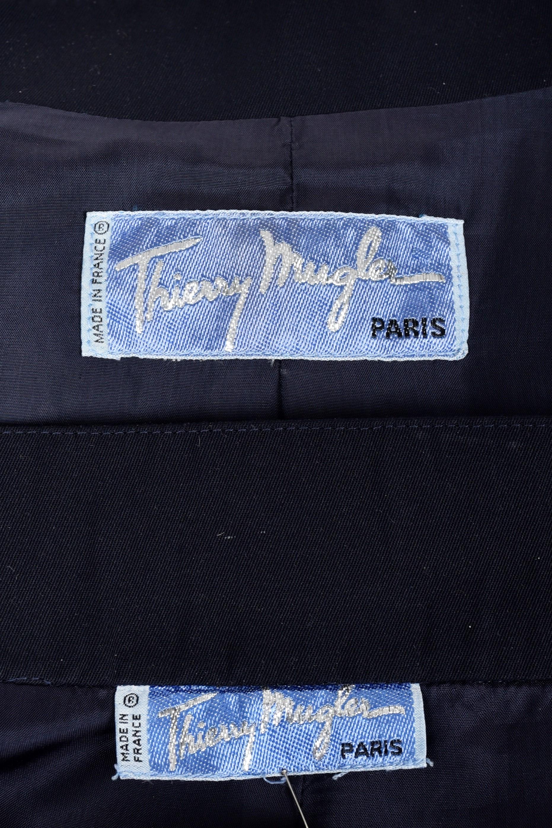 A Thierry Mugler Couture Black Tuxedo Skirt Suit - France Circa 1990/2000 In Good Condition For Sale In Toulon, FR