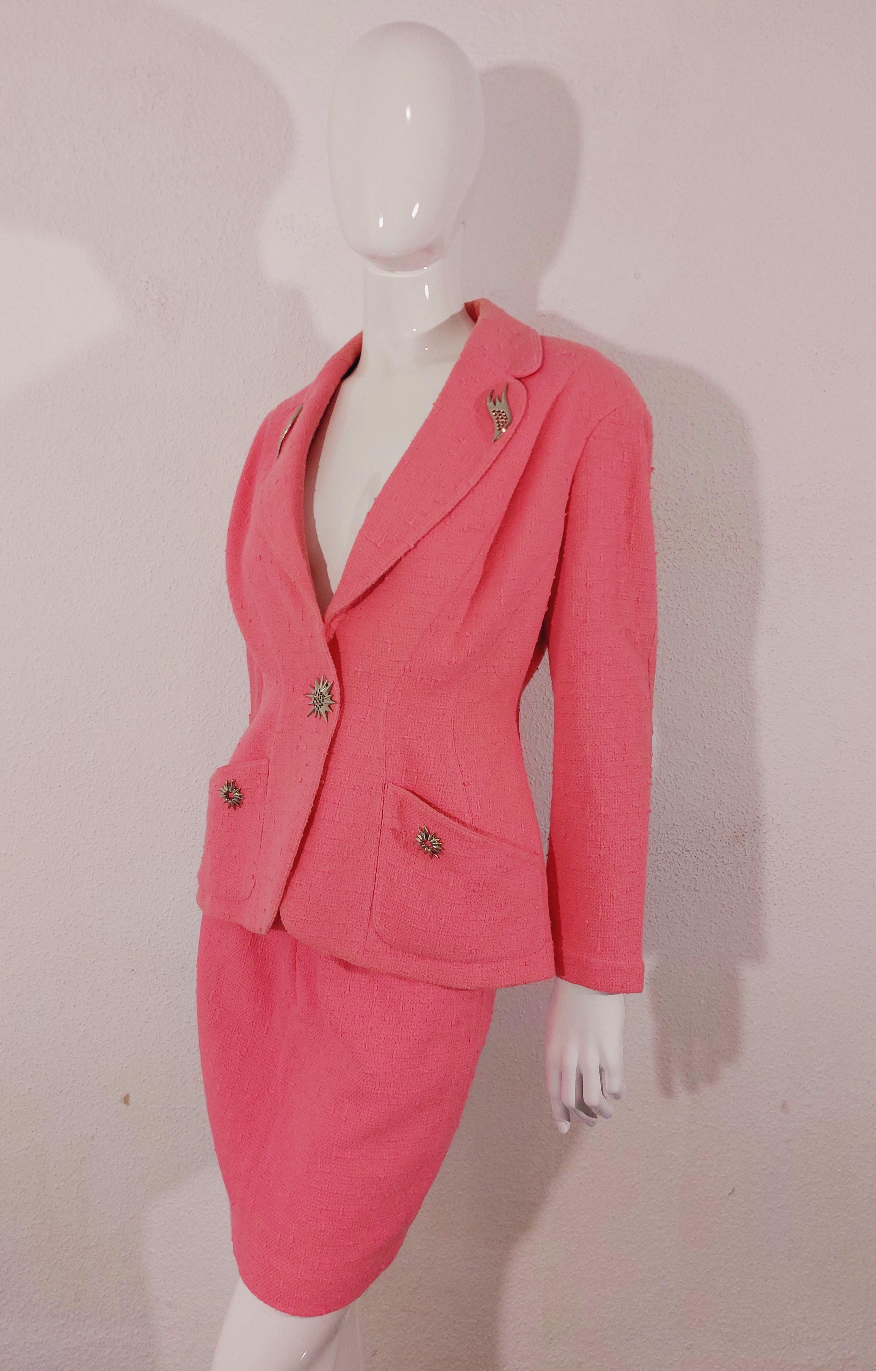 Thierry Mugler Couture Brooch FW 1990 Pin Pink Badge Blazer Skirt Suit Set For Sale 9
