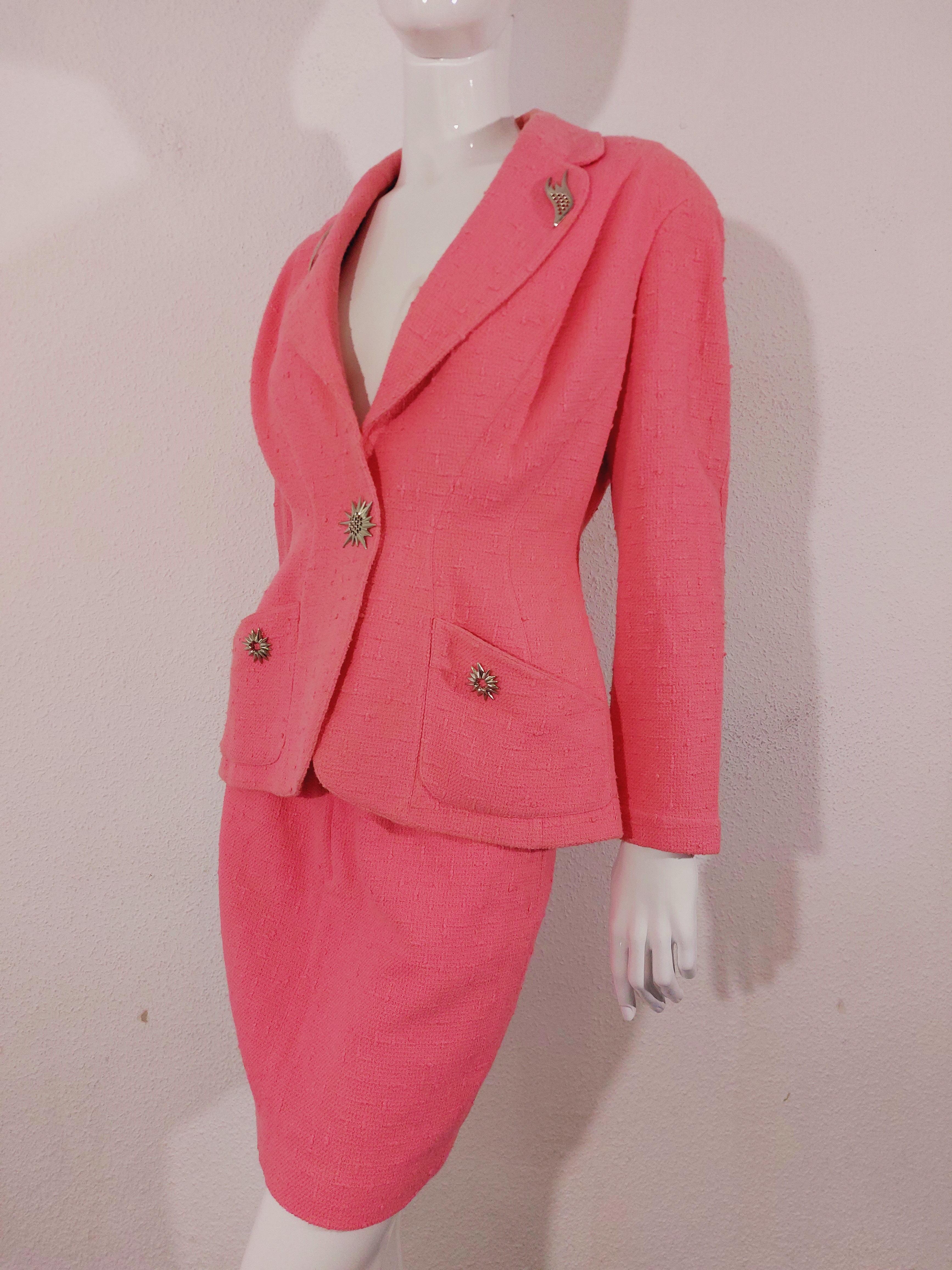 Thierry Mugler Couture Brooch FW 1990 Pin Pink Badge Blazer Skirt Suit Set For Sale 10