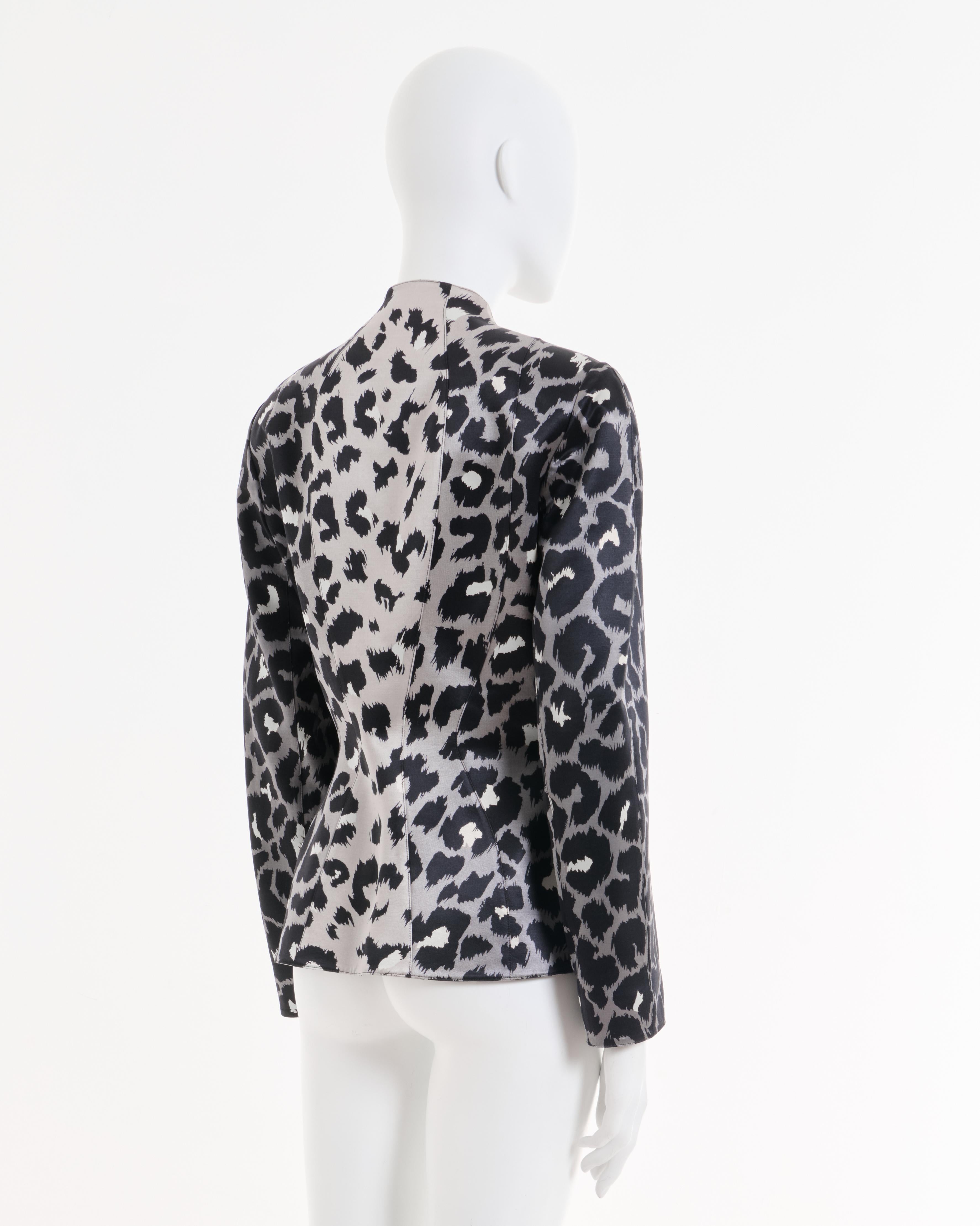 Thierry Mugler Couture F/W 2001 Grey silver cheetah silk jacket For Sale 1