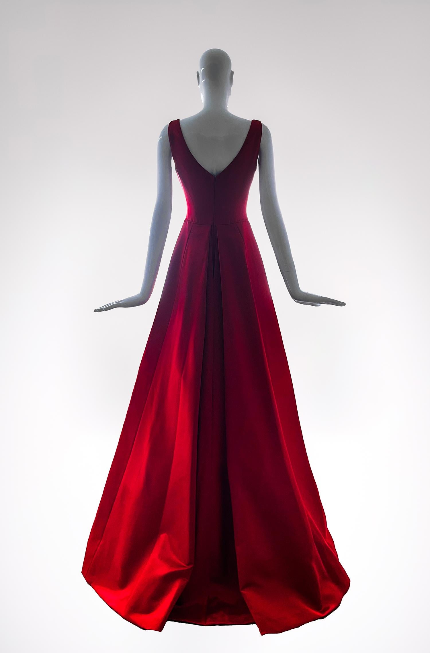 Thierry Mugler Couture FW 1997 Goddess Silk Evening Gown Red Dress For Sale 2
