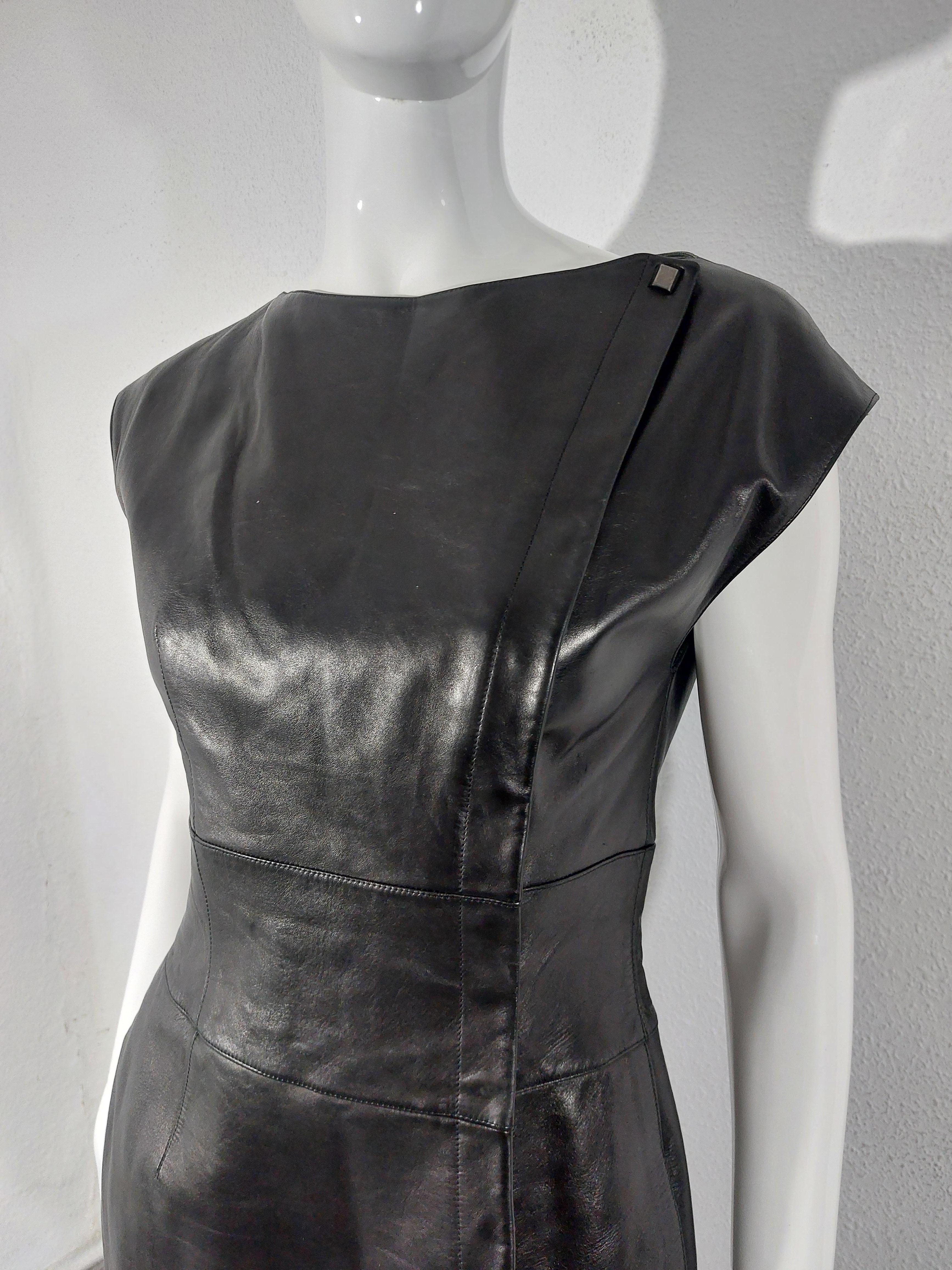 Women's Thierry Mugler Couture Lambskin Leather Snap Evening Wrap Split Sculptural Dress For Sale