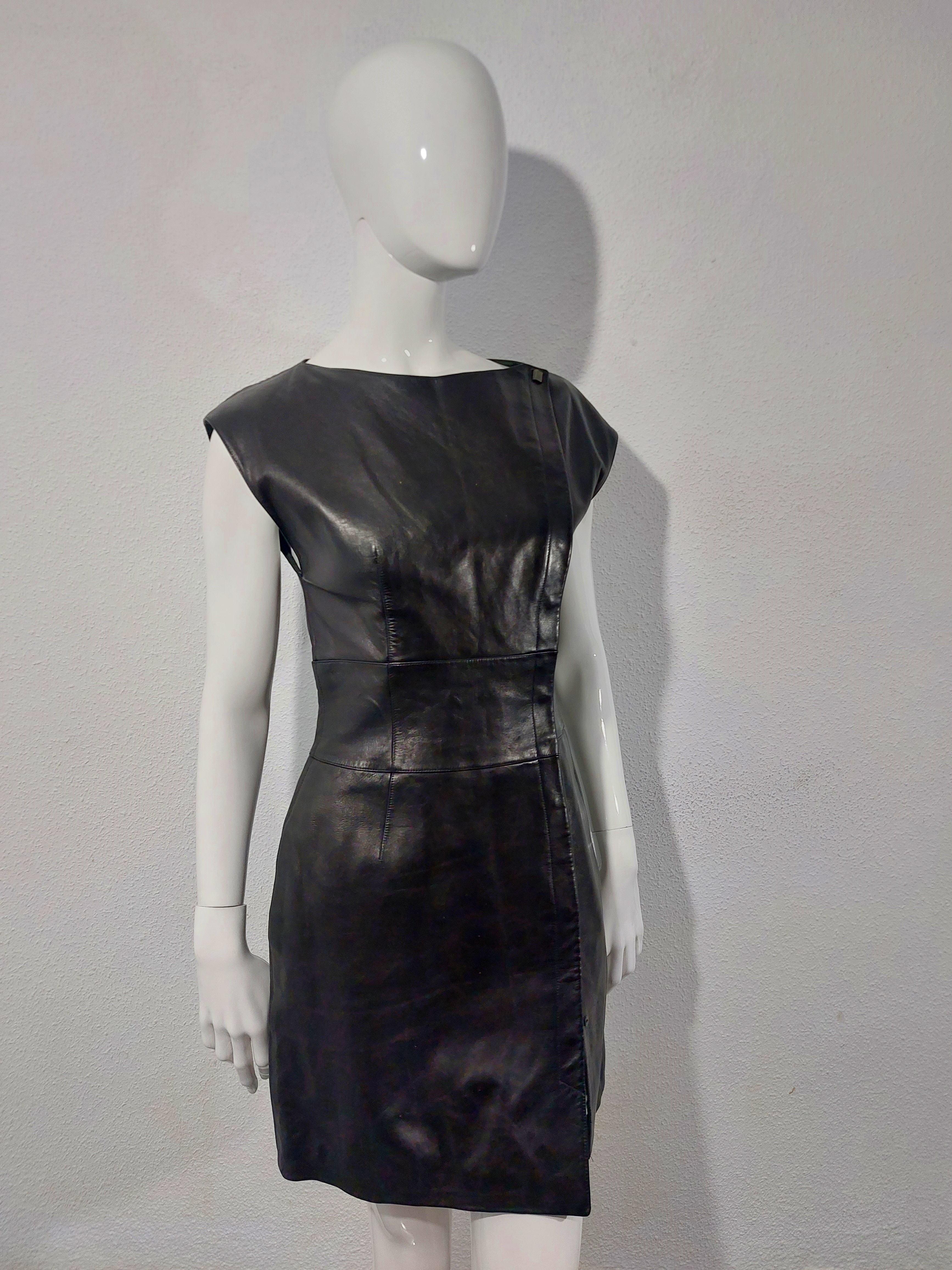 Thierry Mugler Couture Lambskin Leather Snap Evening Wrap Split Sculptural Dress For Sale 3