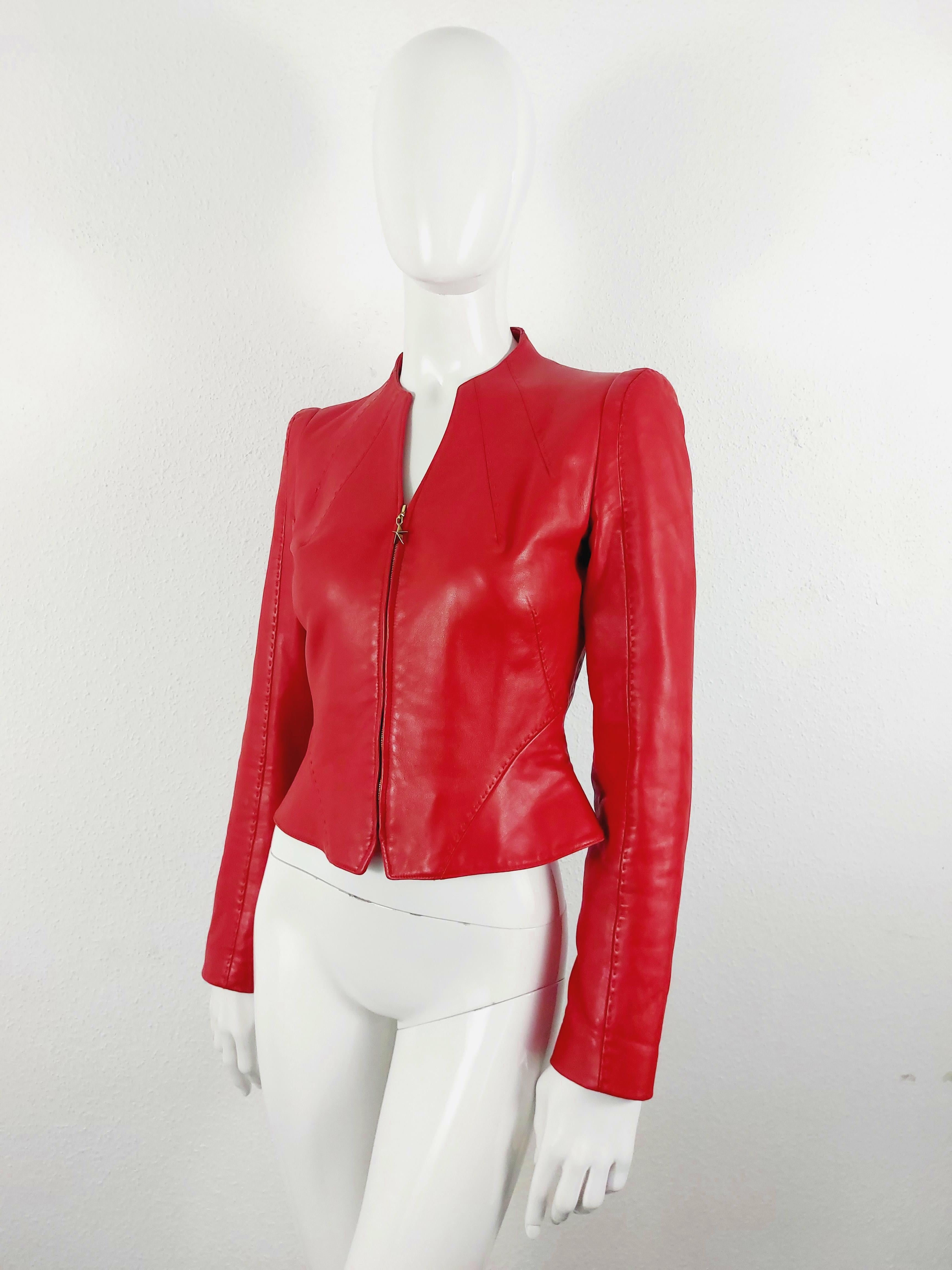 Thierry Mugler Couture Red Leather Lamb Runway Wasp Waist Motorcycle 90s Black Vintage Blazer Jacket Veste 

Rare Lamb Leather jacket by Thierry Mugler!


VERY GOOD condition! Minimal signs of wear outside, please check the photos! Minimal