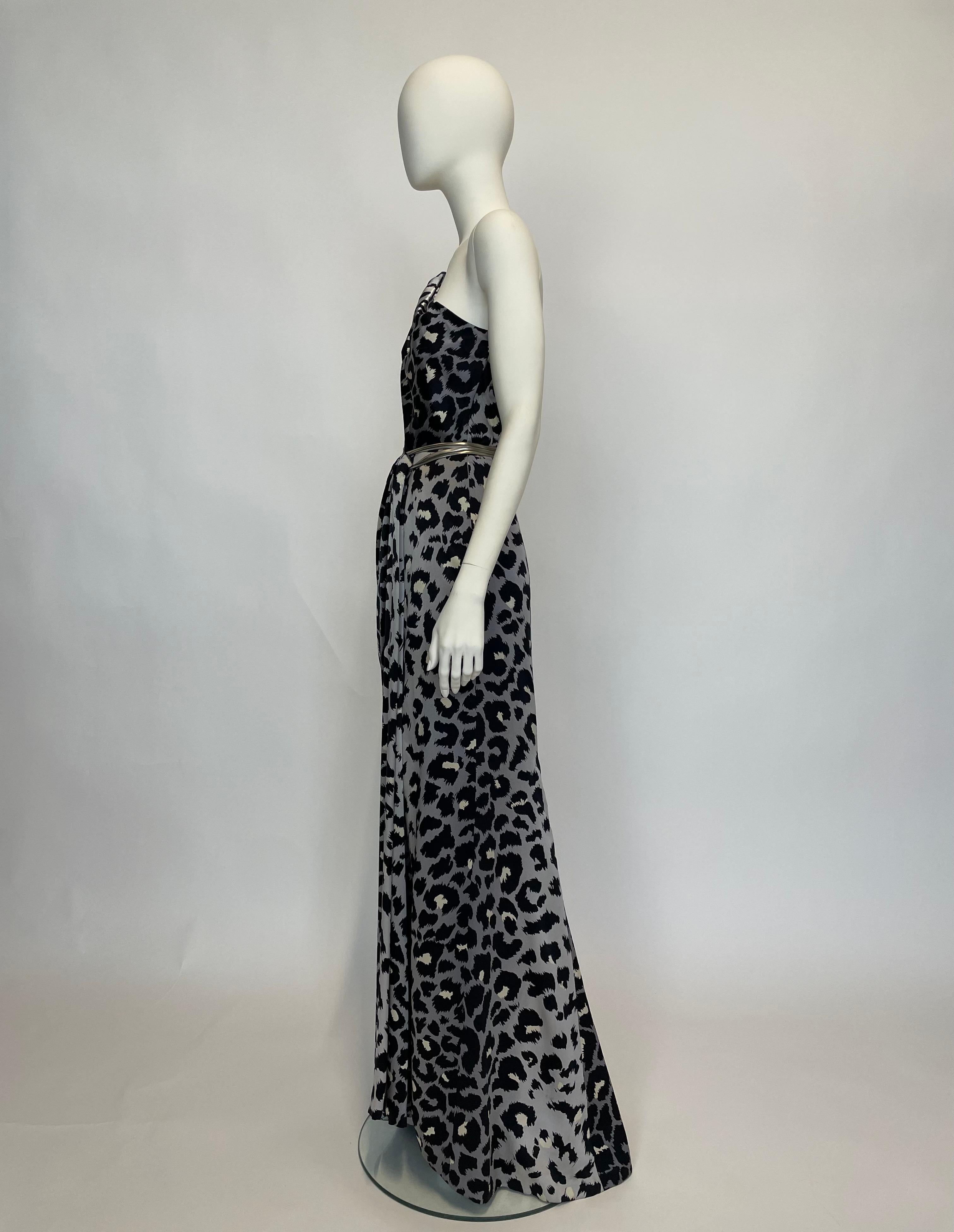 Thierry Mugler Couture Runway One-Shoulder Silk-Satin Evening Gown, FW2001-2002 4