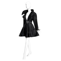 Thierry Mugler Dramatic Jacket Trench di lusso scultoreo e aderente 