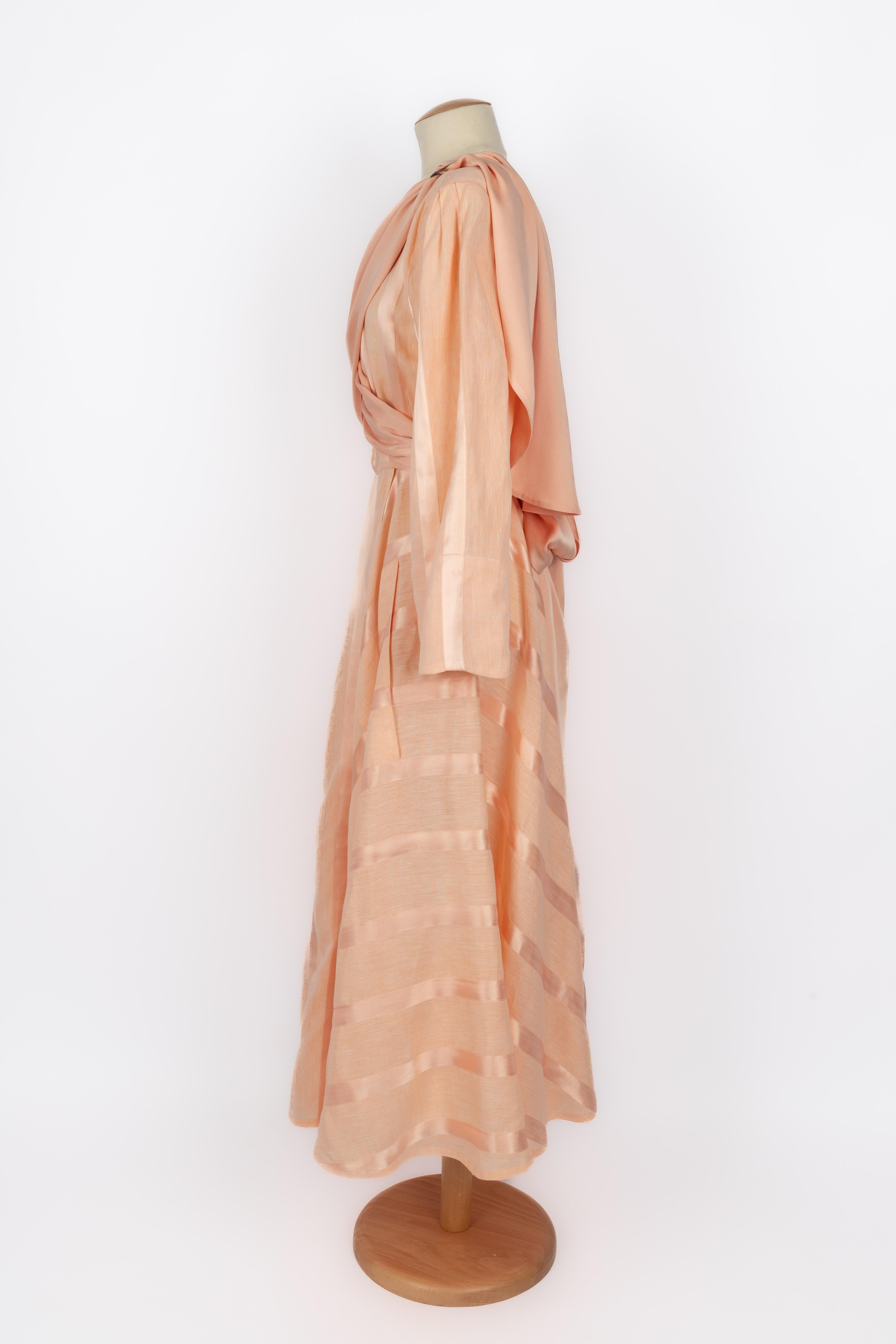 Donna Abito Thierry Mugler estate 1982 in vendita