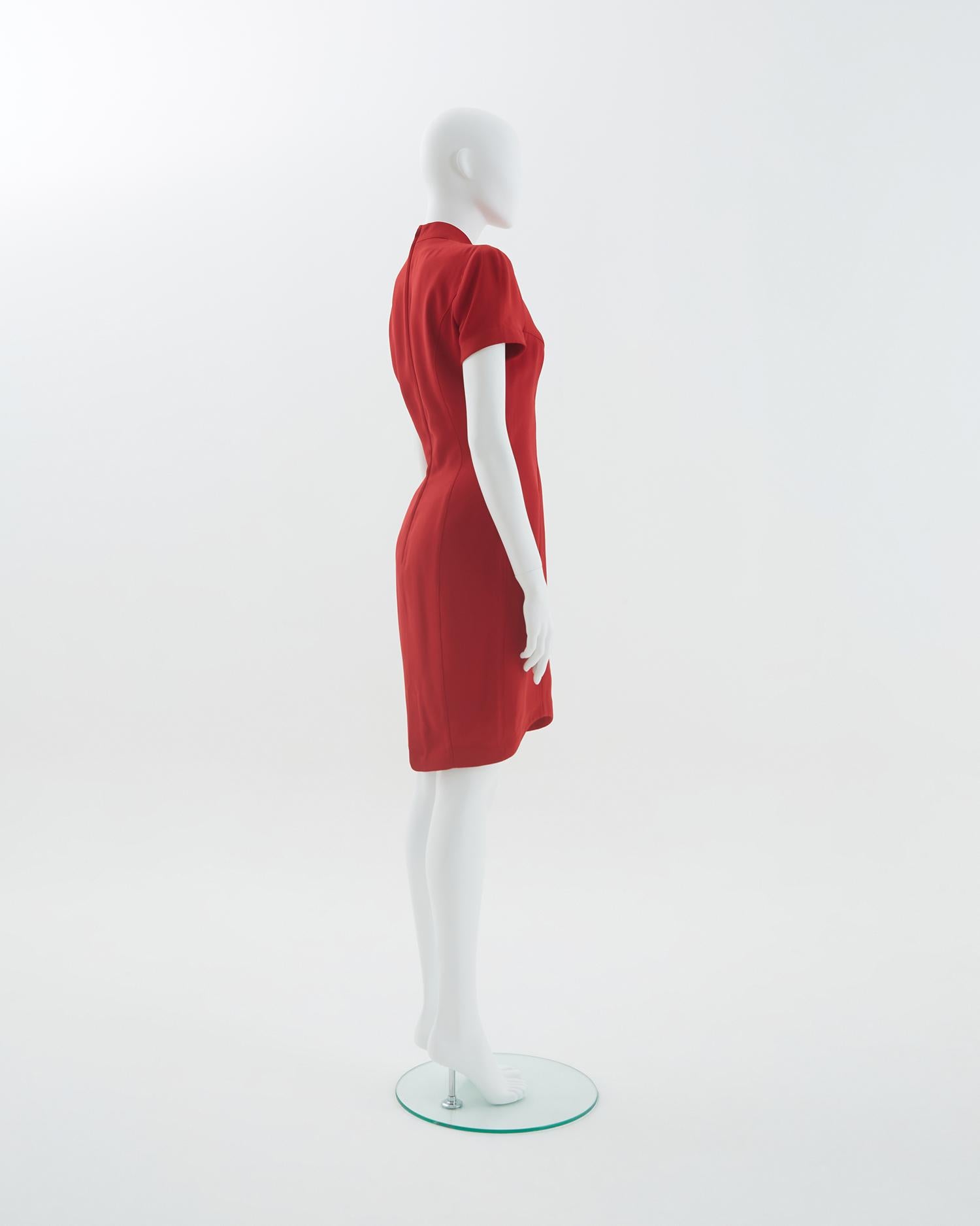 Thierry Mugler Début des années 1990 Robe de soirée sculpturale en cristal rouge glam Excellent état - En vente à Milano, IT