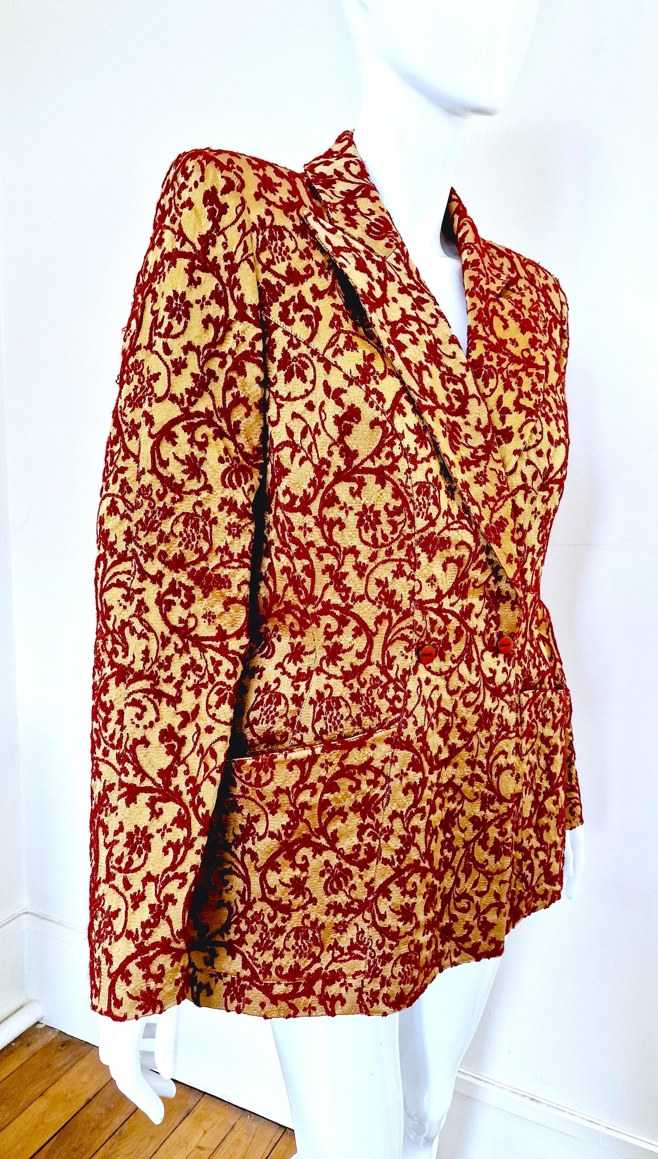 Thierry Mugler Embroidered Wasp Waist Bee Red Gold XL X-large Blazer Jacket In Excellent Condition For Sale In PARIS, FR