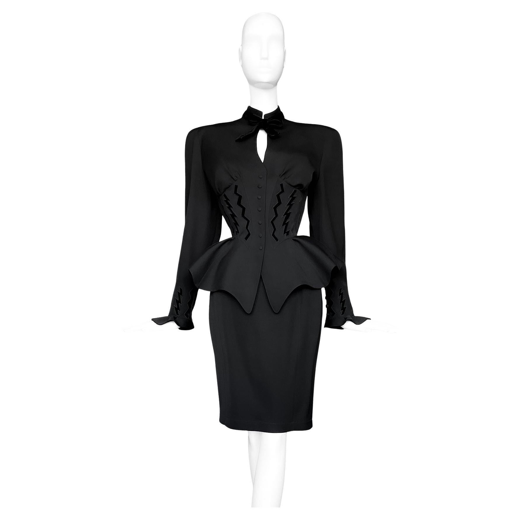 Thierry Mugler Autunno 1992 Nero Runway Fulmineo Abito Giacca Gonna in vendita