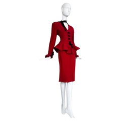 Thierry Mugler, tailleur de défilé rouge, musée Worthy, automne 1992
