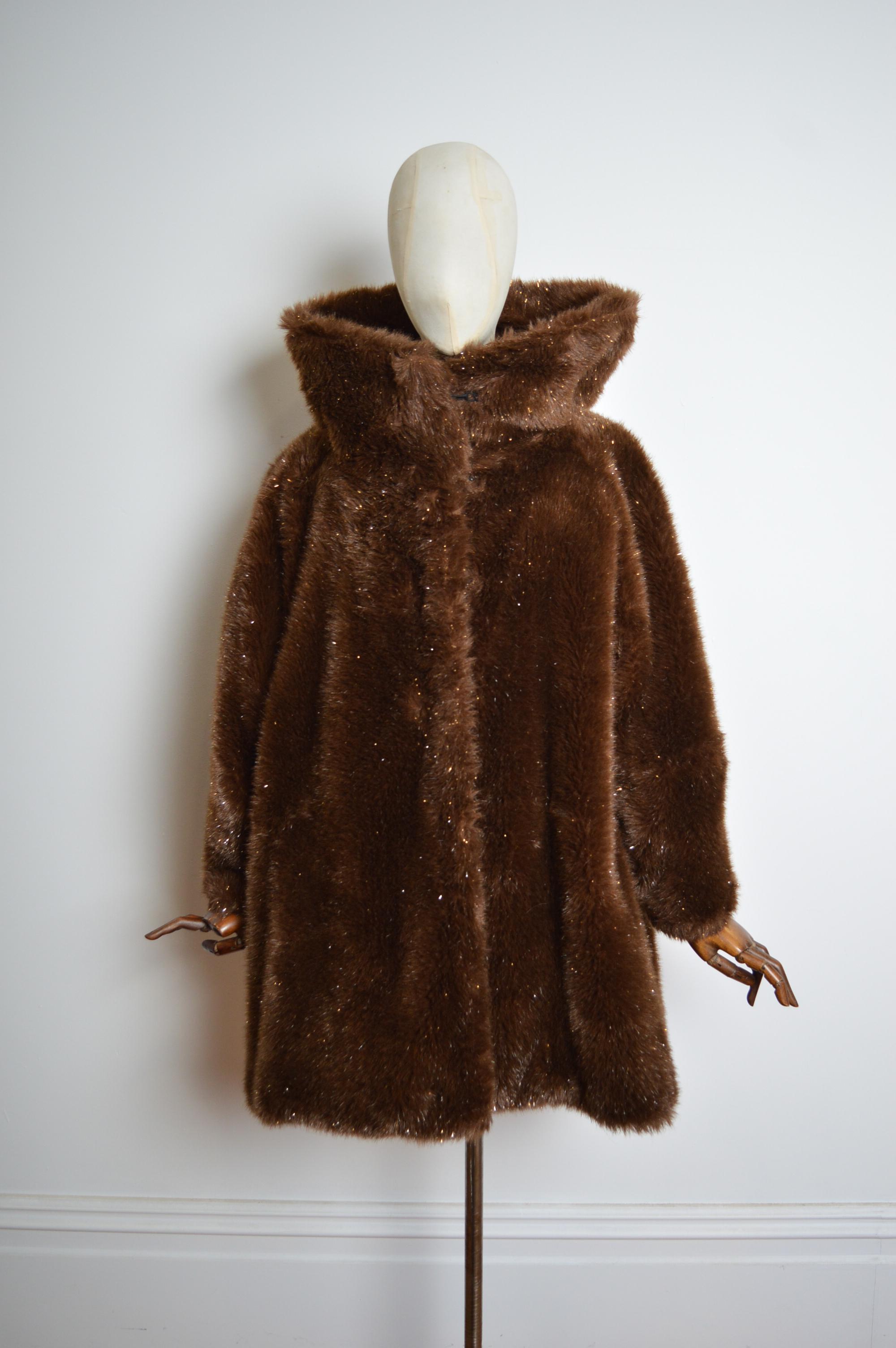 Thierry Mugler Fall 1997 Couture Faux Fur Brown & Gold Sparkly Coat - Jacket For Sale 2