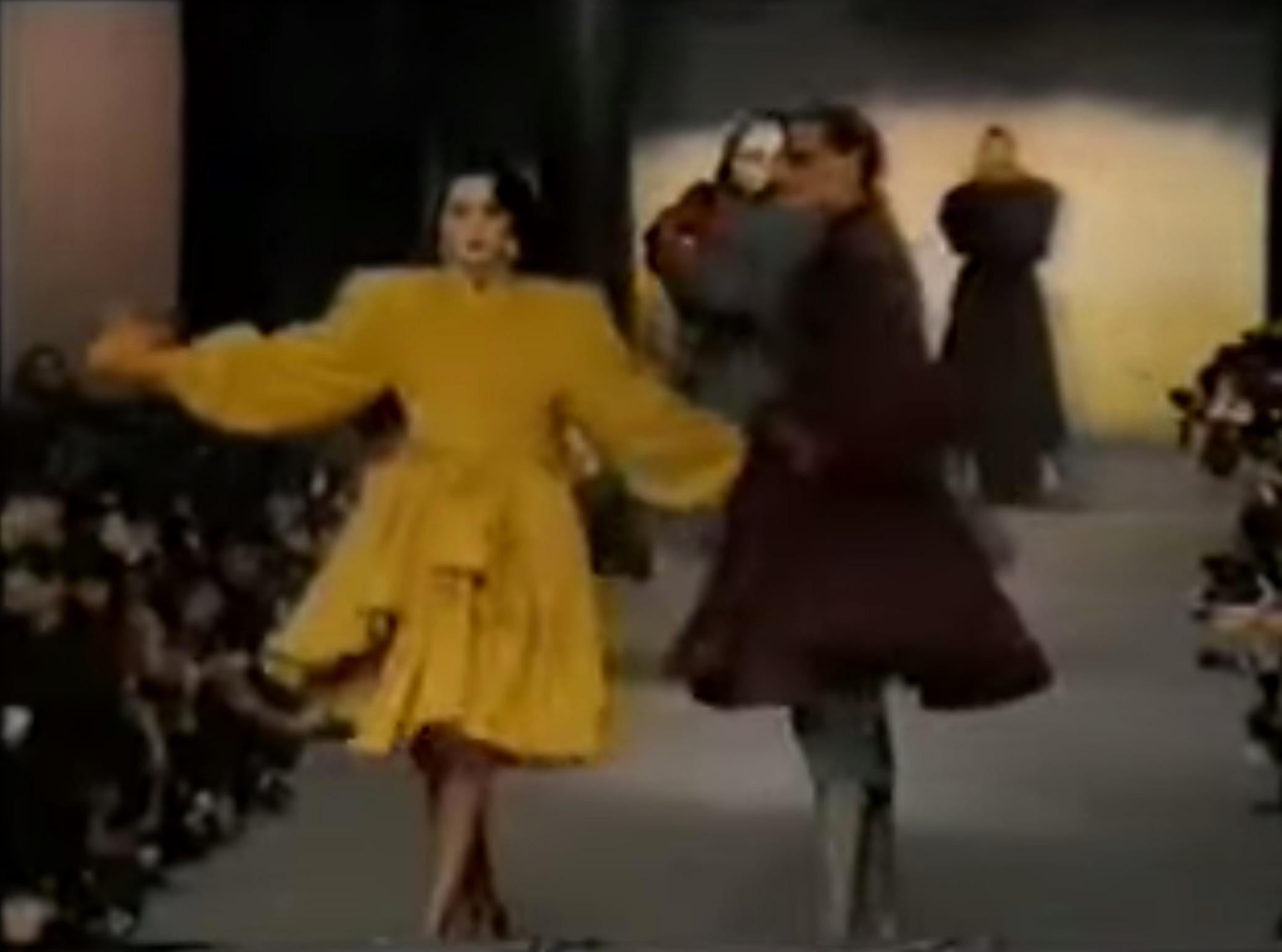 Thierry Mugler F/W 1983 runway collectable mustard yellow wool coat 16