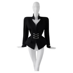 Thierry Mugler H/W 1990 Skulpturale dramatische Silhouette-Jacke mit schwarzer Metallkette