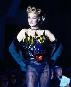 Thierry Mugler FW 1992 Blue Smoking Jacket Velvet Details