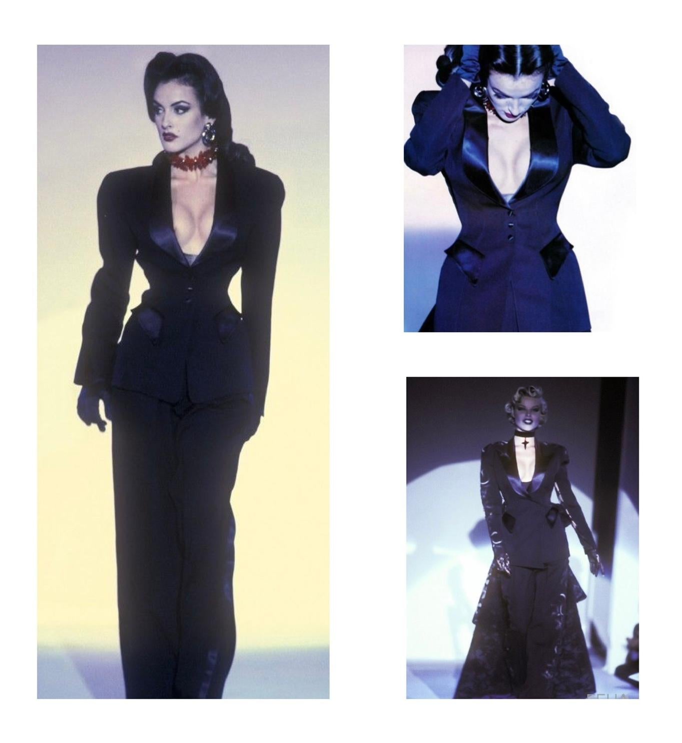 Thierry Mugler FW 1992 Blaue Smokingjacke Samt Details im Angebot 1