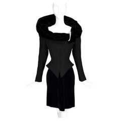 Thierry Mugler FW 1992 Stunning Sculptural Ensemble Back Velvet Details