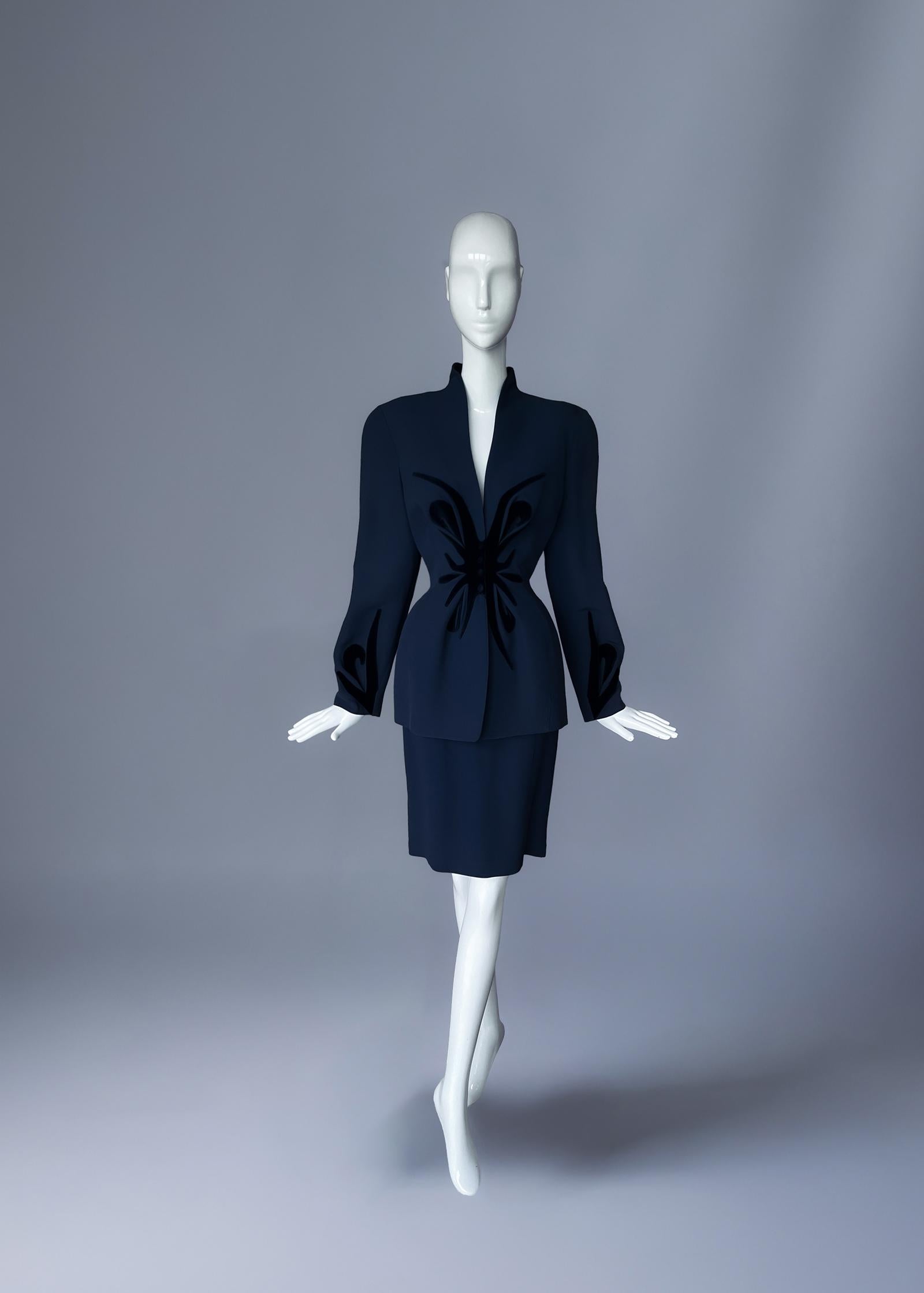 Nero Thierry Mugler FW 1995 Ensemble scultoreo in velluto blu e nero in vendita