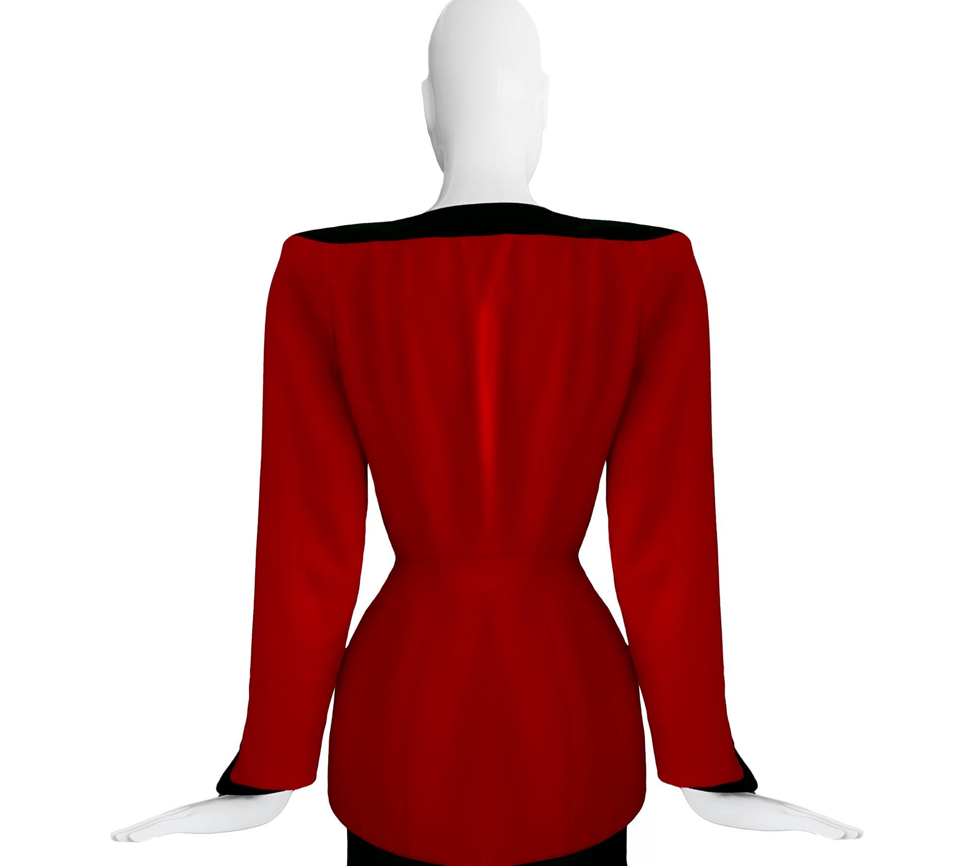 Thierry Mugler FW 1998/99 Suit Dramatic Deep V-Neck Jacket and Skirt Red Black  For Sale 2