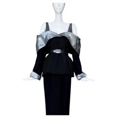 Thierry Mugler Autunno-Inverno 2000 LES CHATS: completo con gonna scultorea in argento metallizzato
