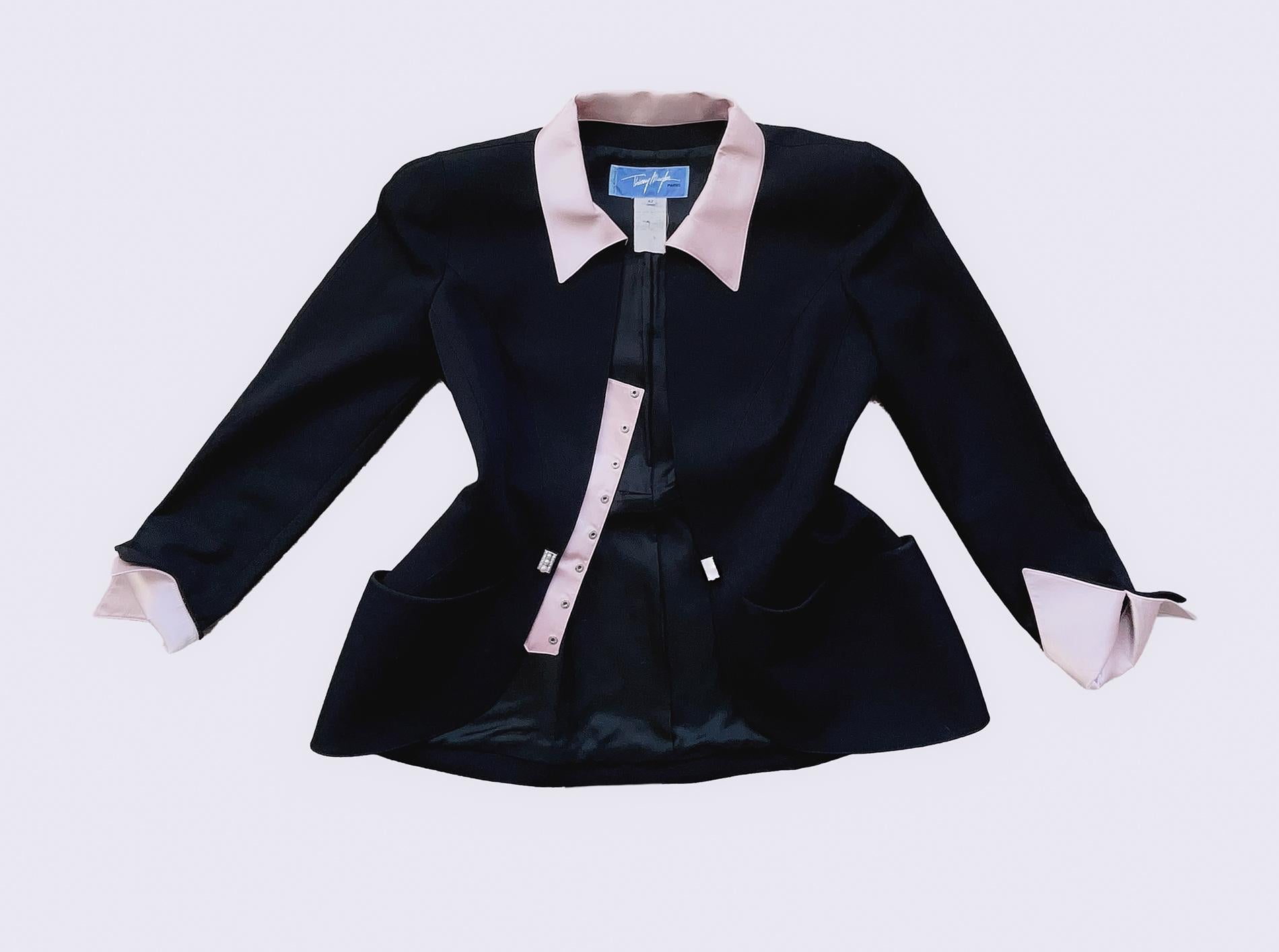 Women's Thierry Mugler Gorgeous Suit Black Drama Collar Jewel Pearl FW 1996 Jacket Skirt For Sale