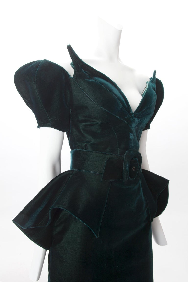 Thierry Mugler Haute Couture Green Velvet Dress with Belt, "VAMPIRE DRESS"  1981. at 1stDibs | mugler vampire dress, vampire couture, 1991 thierry  mugler vampire dress