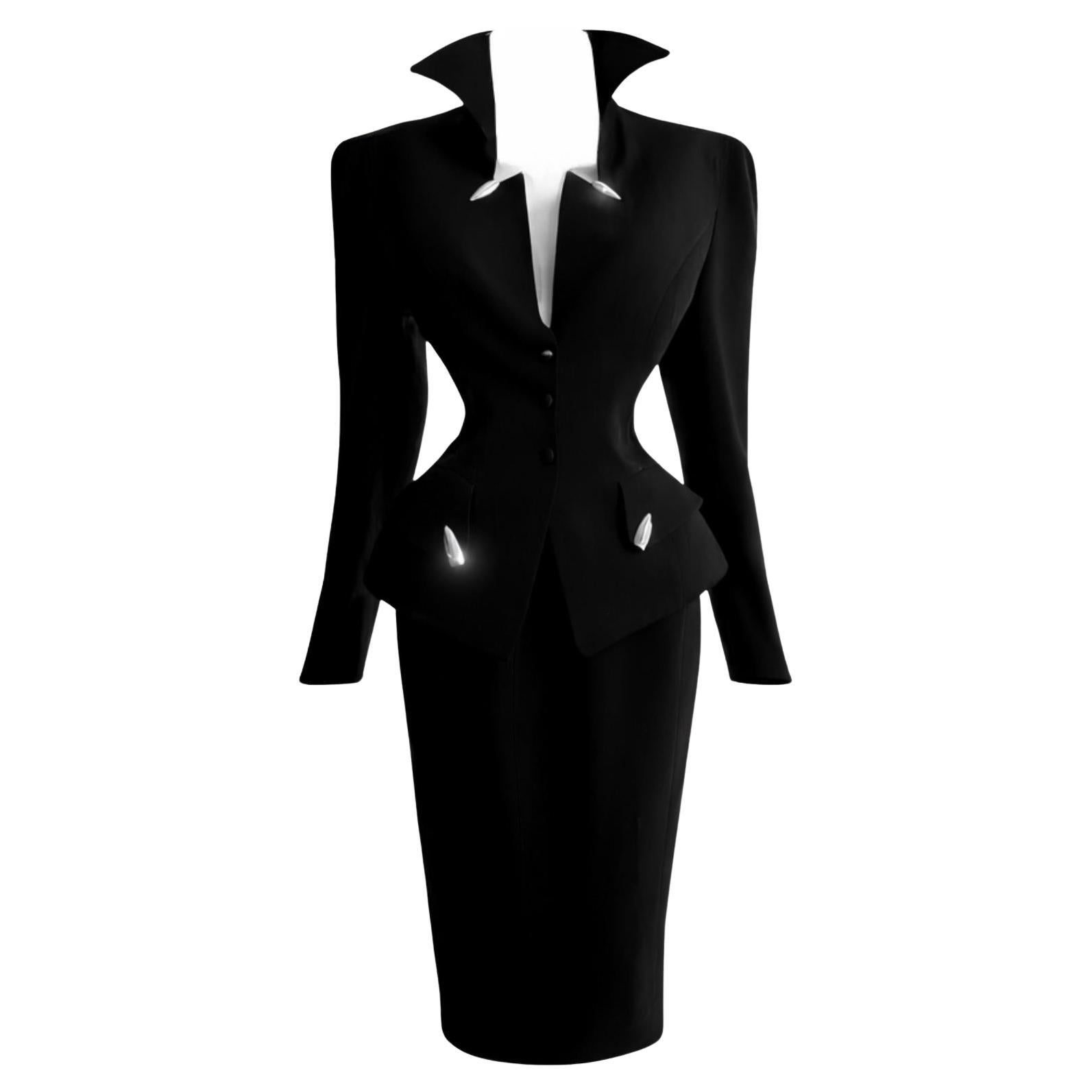 Thierry Mugler Hiver Buick Collection FW 1989 Black Dramatic Bullet Jacket