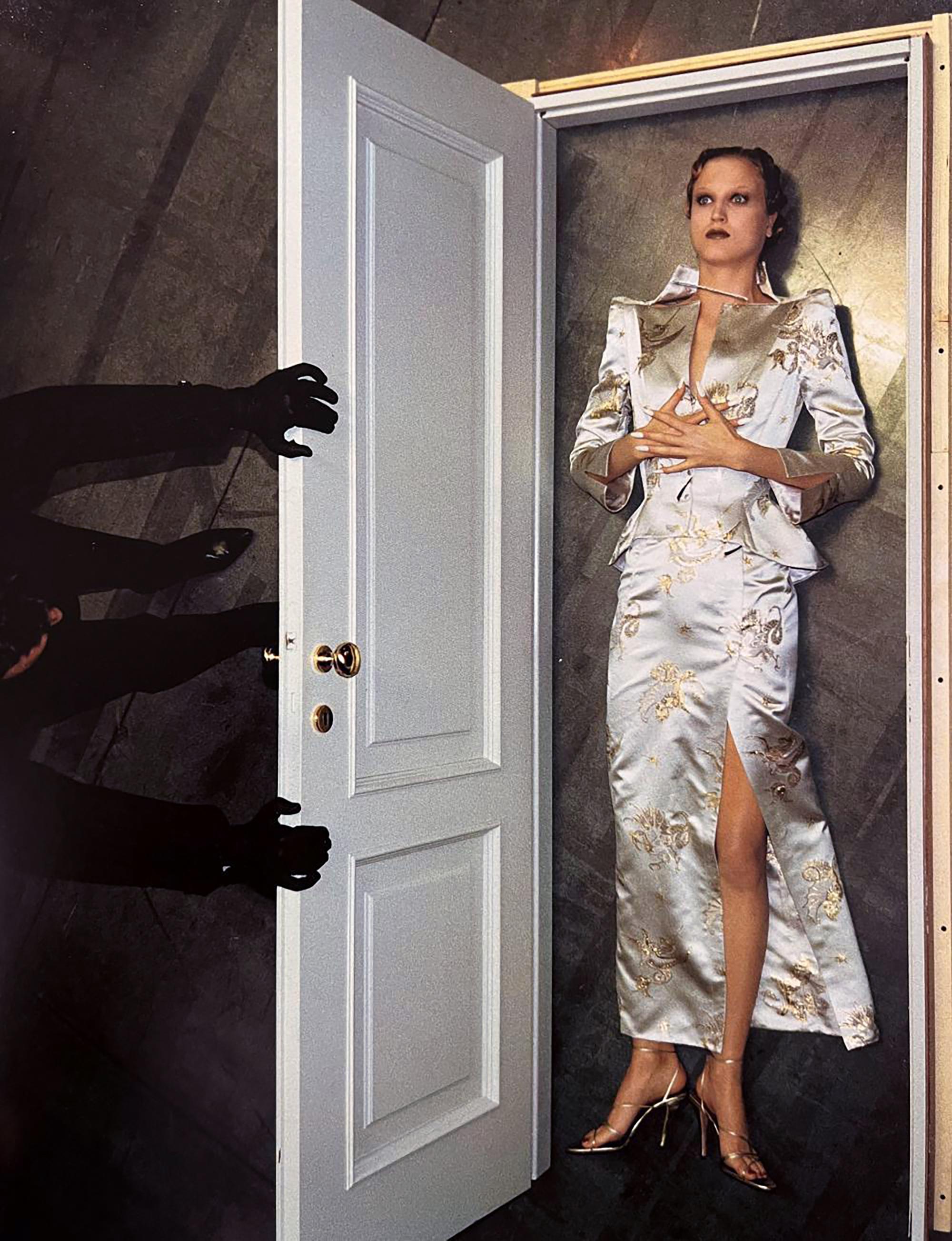 Holy Grail.

Step into the mythic elegance of Thierry Mugler's Fall/Winter 1997 collection, where fashion transcends into fantasy. This extremely rare two-piece suit, jacket and skirt, an emblem of Mugler’s visionary artistry, encapsulates timeless