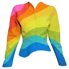 F/S 1990 Thierry Mugler Ikonische strukturierte Laufstegjacke mit Regenbogenmuster 