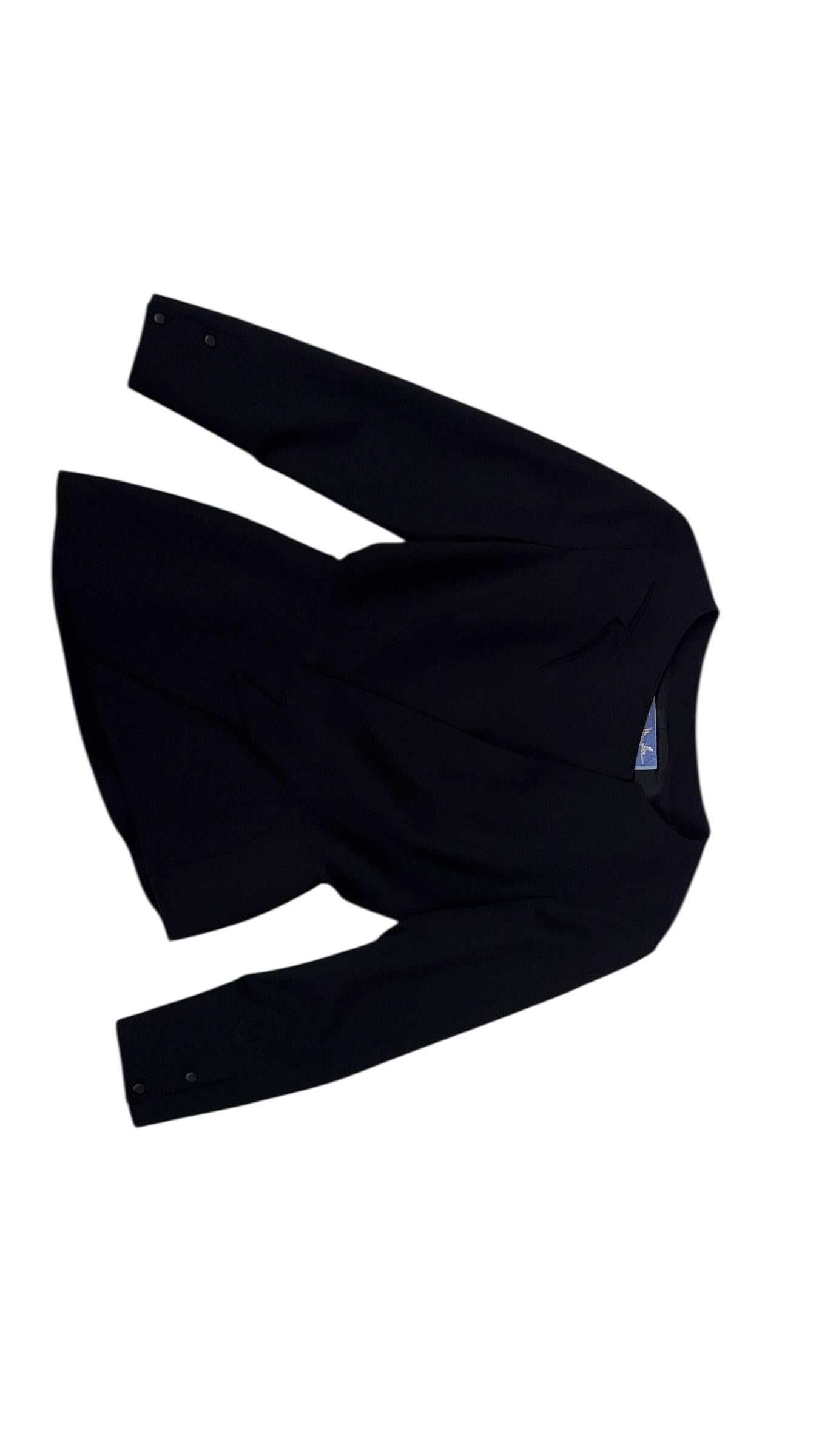 Thierry Mugler Iconic Sculptural Black Blazer with Lightning Cut Front in vendita 10