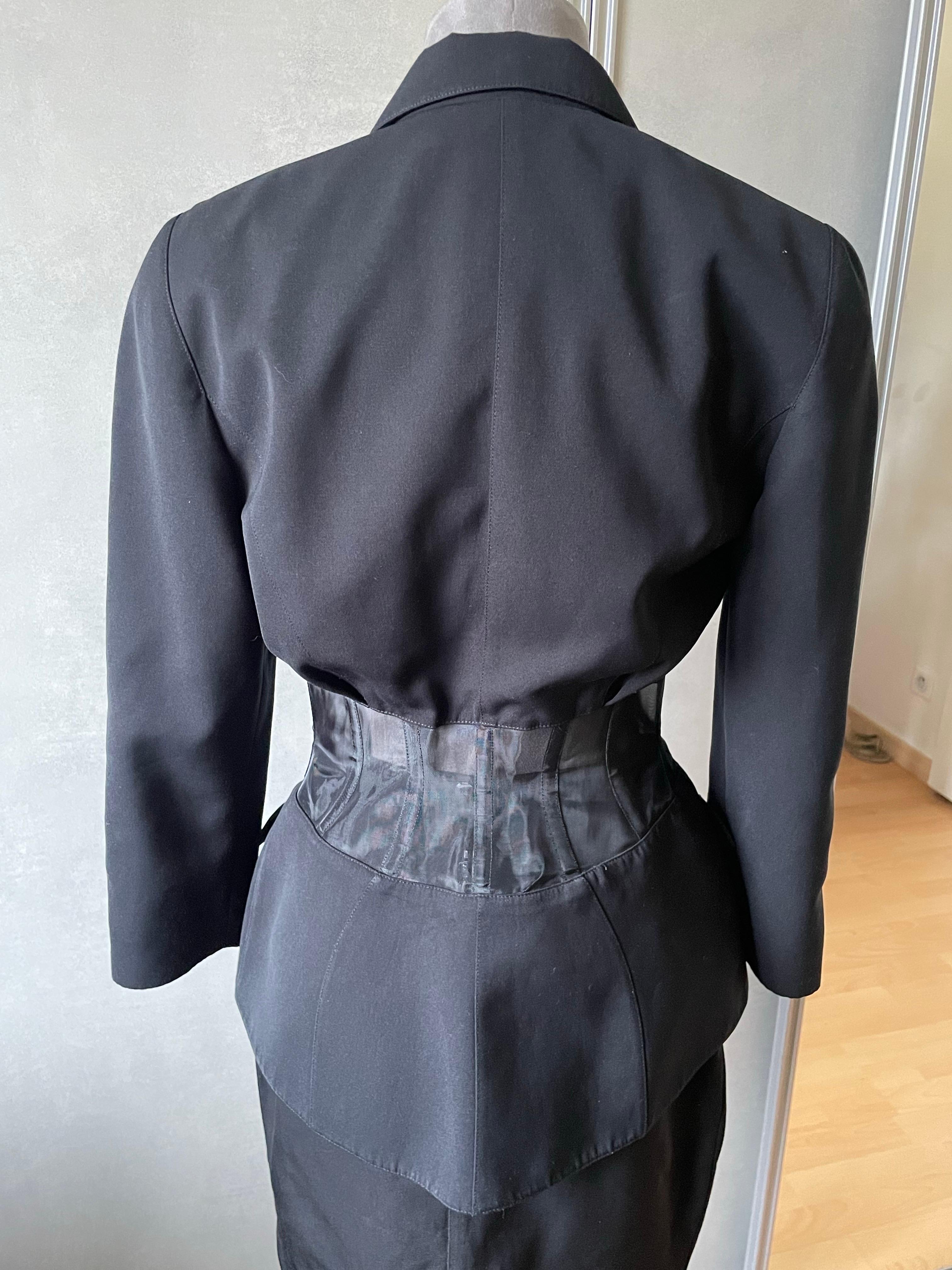 Donna Thierry Mugler Set giacca e gonna a corsetto in vendita