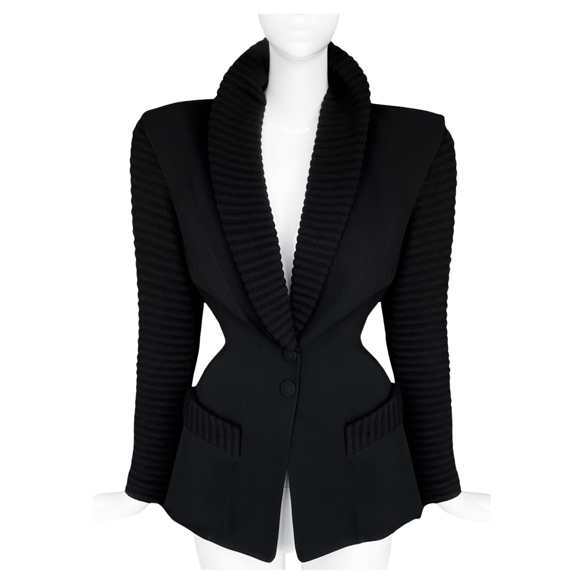 Giacca Thierry Mugler FW 1998 Archival Dramatic Collar Soft Wool Nero