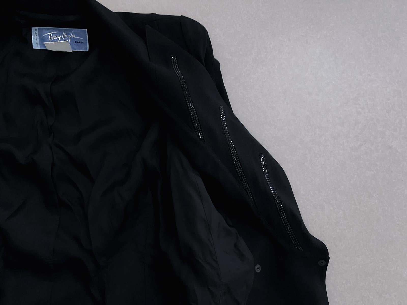 Veste Thierry Mugler FW 1998 Glamour Dramatique Noir Détails Paillettes en vente 6