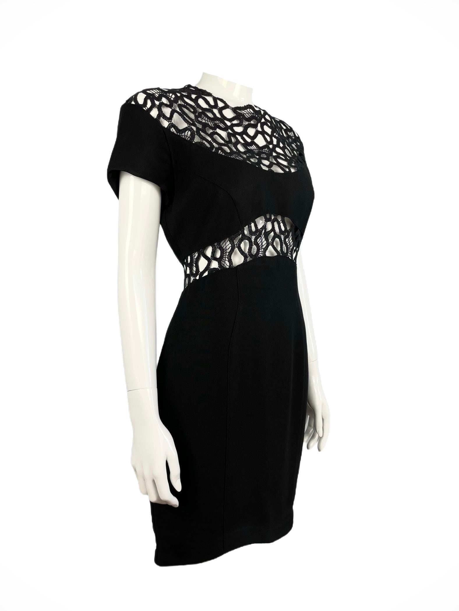 Thierry Mugler Lace Insert Black Midi Dress In Good Condition For Sale In Praha 4, Hlavní město Praha