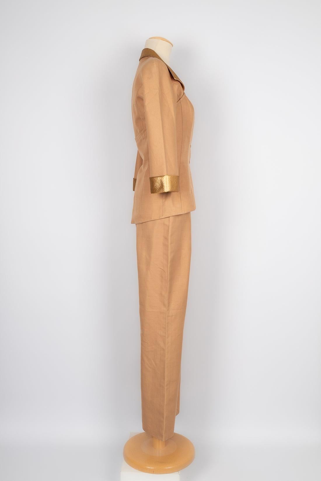 Thierry Mugler Set de soie sauvage Brown Couture Pour femmes en vente