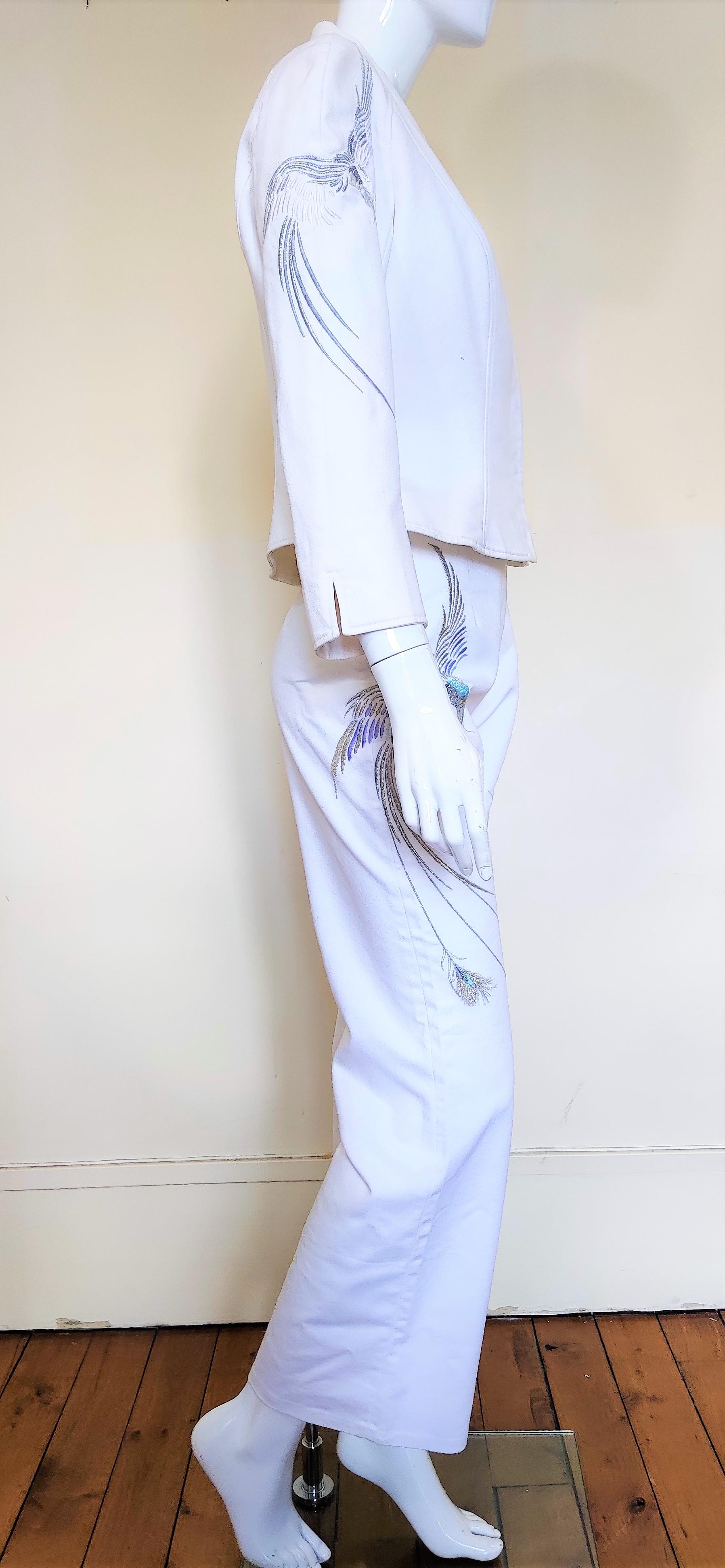 Thierry Mugler - Ensemble veste et pantalon couture blanc paon avec imprimé en vente 5