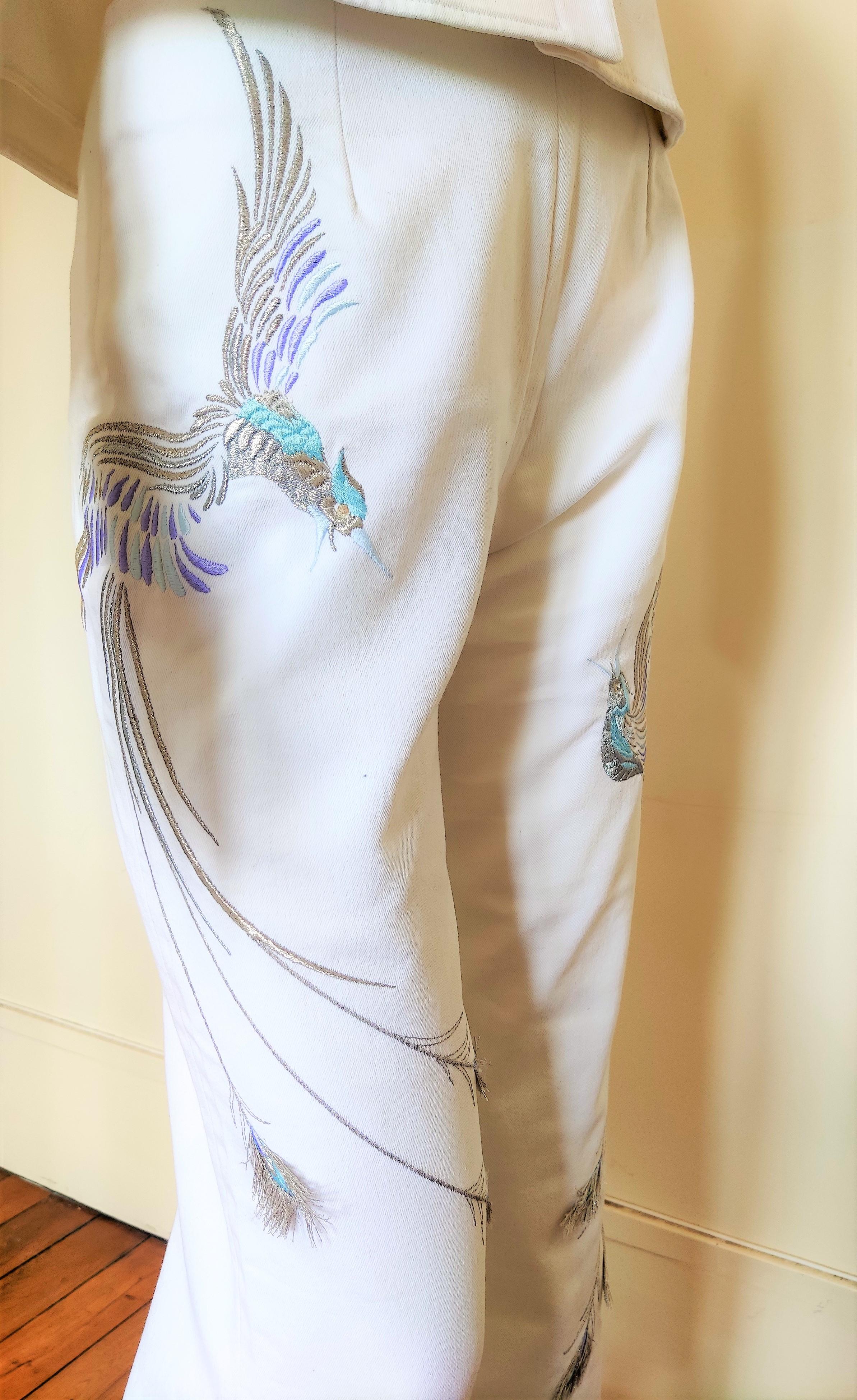 Thierry Mugler - Ensemble veste et pantalon couture blanc paon avec imprimé en vente 6