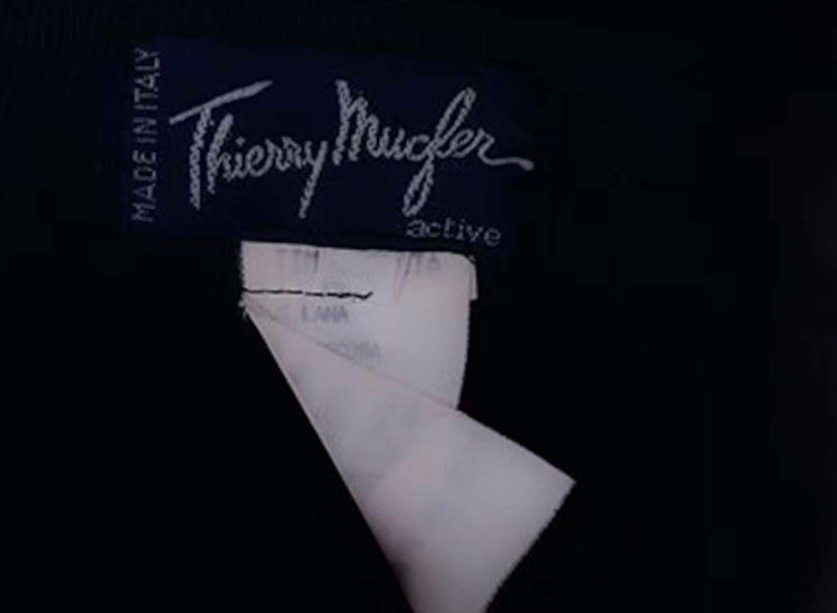 Thierry Mugler Rare Dramatic Suit Skirtsuit Silhouette Wool Blazer Skirt 80s en vente 8