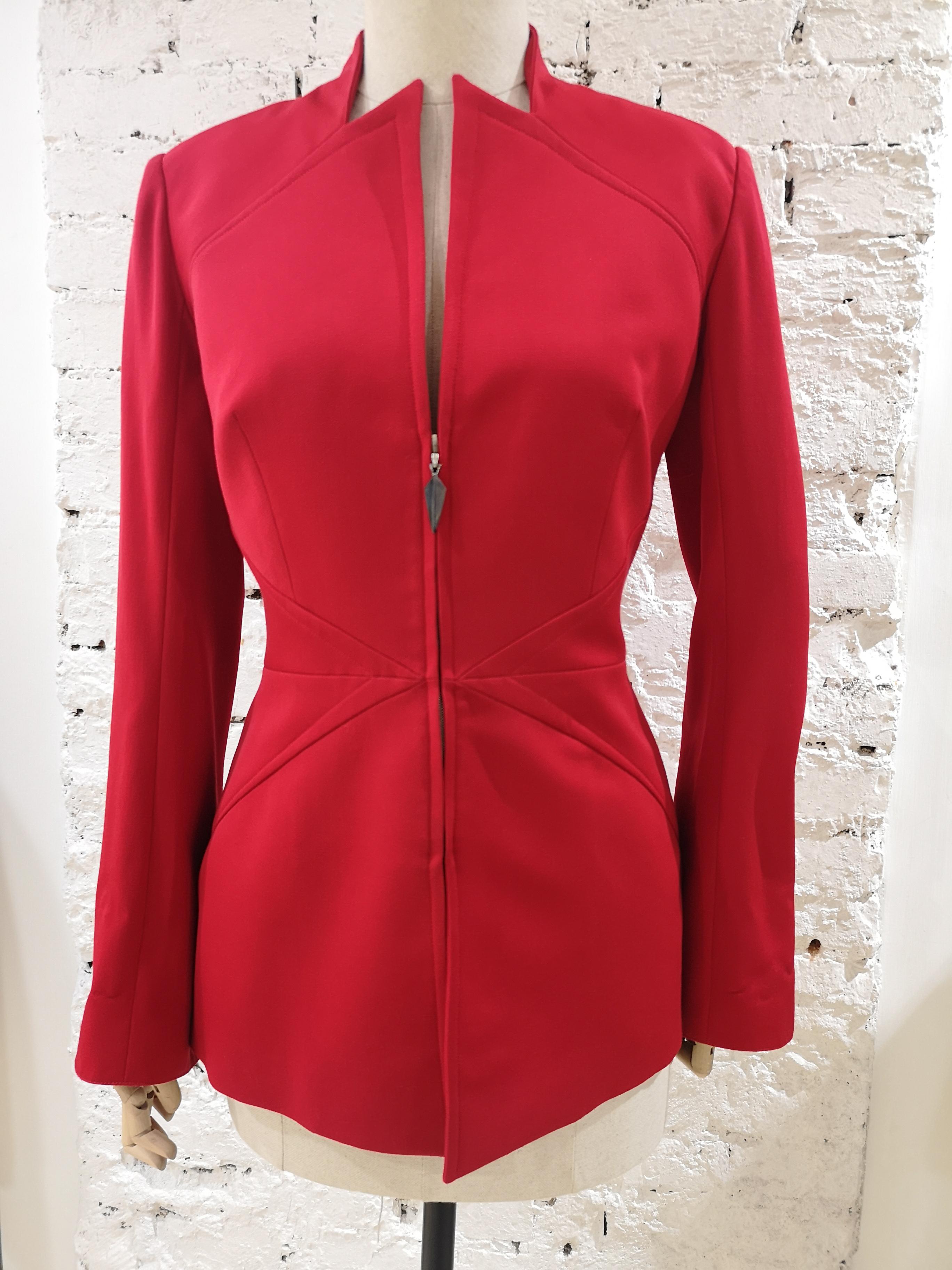 Thierry Mugler Red Jacket
silver tone zip and closure
asymmetric style
total lenght 74 cm
shoulder to hem 37 cm