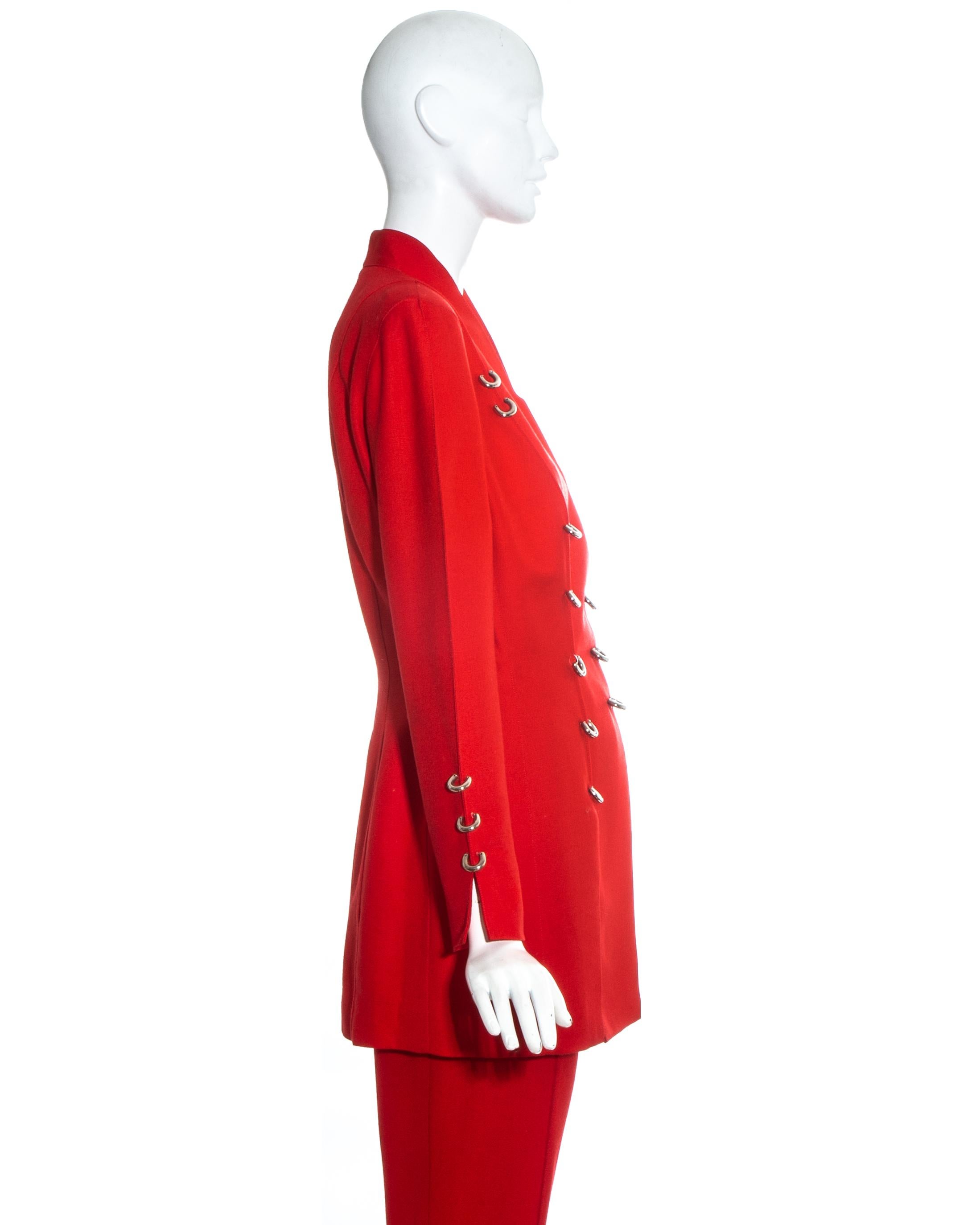 Thierry Mugler red pant suit with silver metal rings, c. 1990s In Excellent Condition For Sale In London, GB