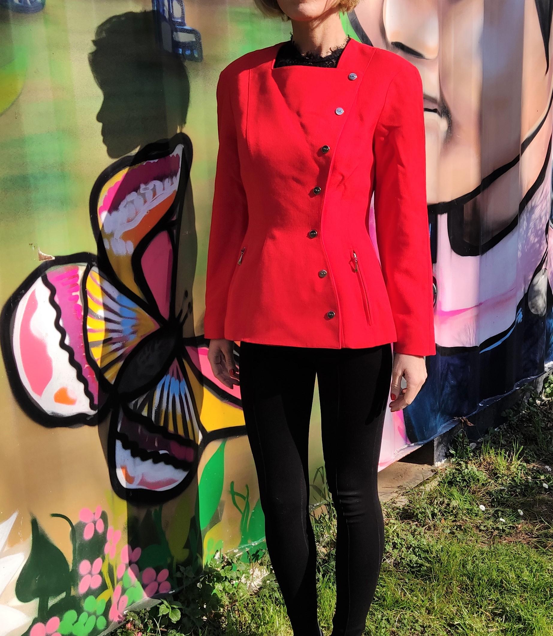 Thierry Mugler Red Wasp Waist Bee Vintage 90s Runway Couture Suit Blazer Jacket In Excellent Condition In PARIS, FR