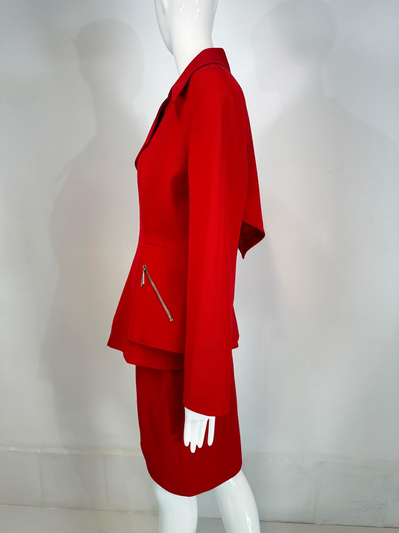 Set giacca e gonna Thierry Mugler in lana rossa con ampio bavero e vita a scatto A. Silver in vendita 6