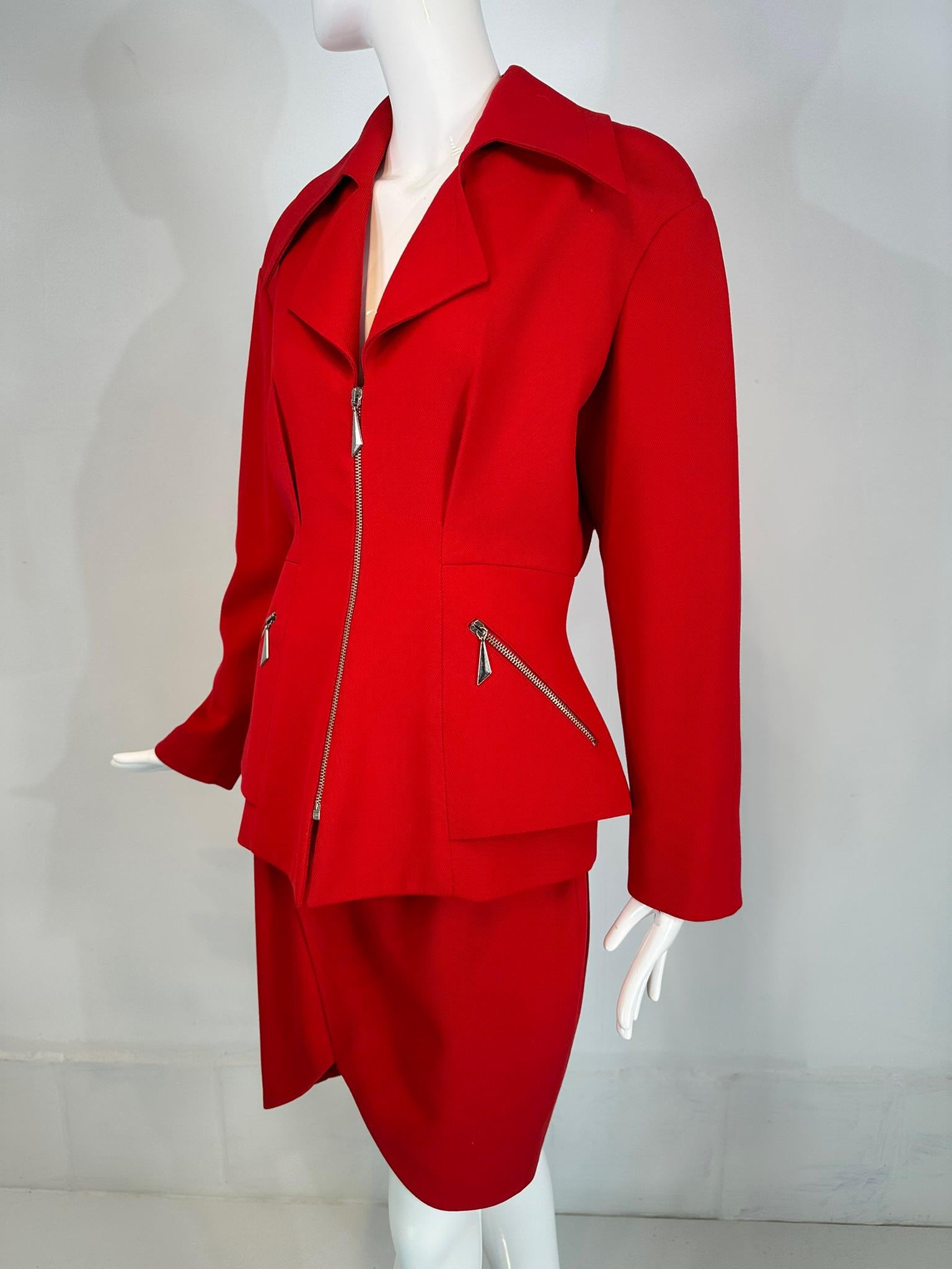 Set giacca e gonna Thierry Mugler in lana rossa con ampio bavero e vita a scatto A. Silver in vendita 7