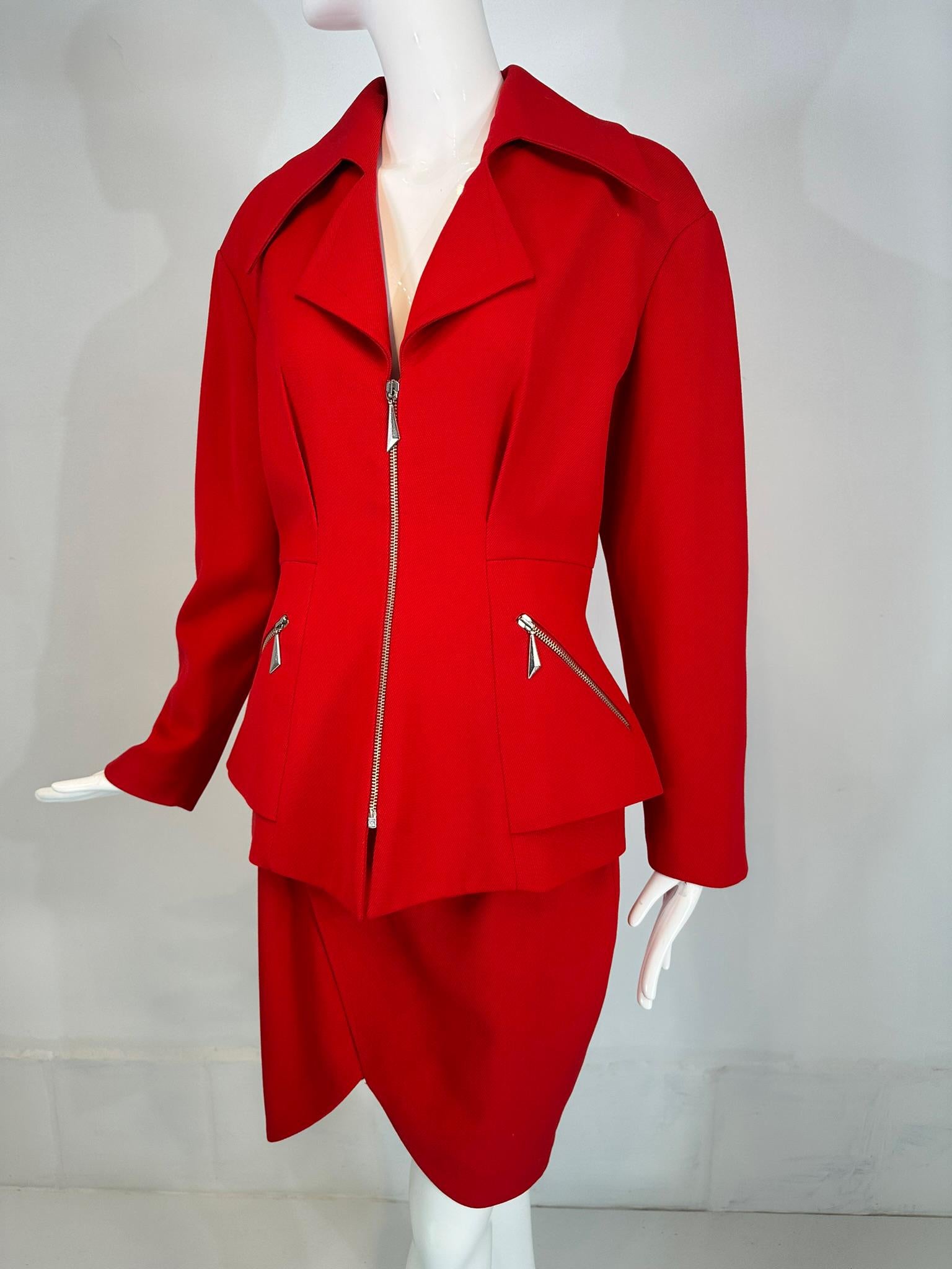 Set giacca e gonna Thierry Mugler in lana rossa con ampio bavero e vita a scatto A. Silver in vendita 8