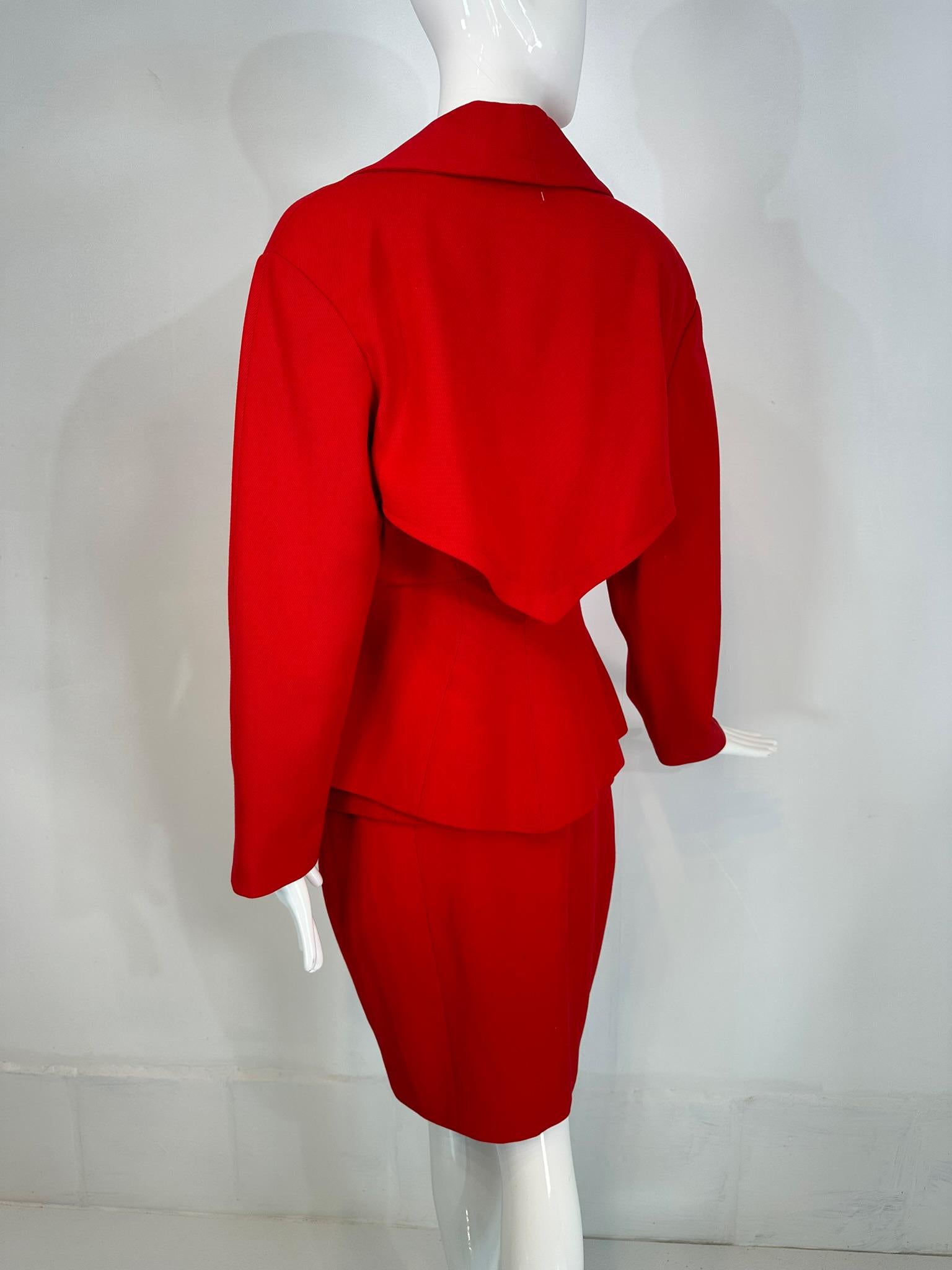 Set giacca e gonna Thierry Mugler in lana rossa con ampio bavero e vita a scatto A. Silver in vendita 4