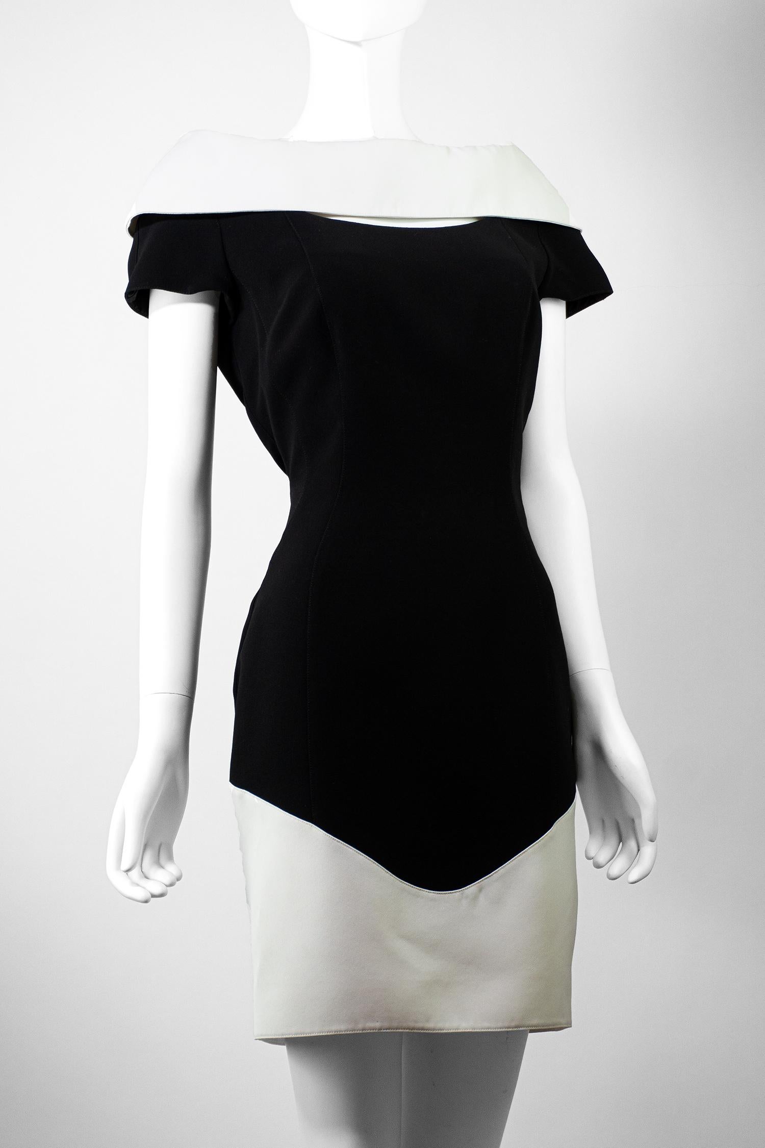 Thierry Mugler S/S 1996 Rare Vintage Sculptural Hourglass Dress FR40 For Sale 3