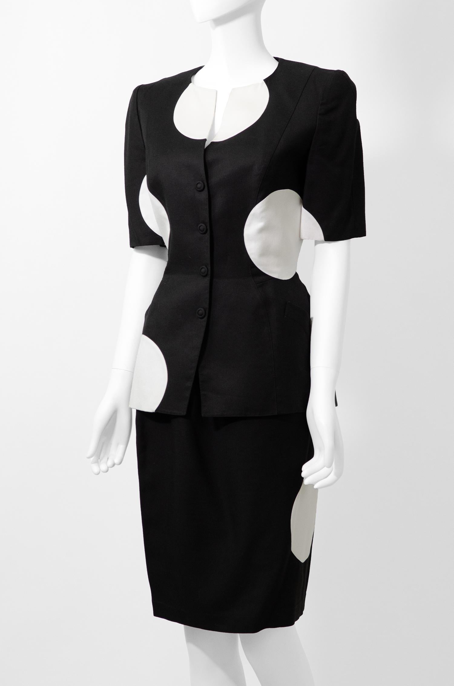THIERRY MUGLER S/S 1998 Rare costume de défilé à pois documenté par Helmut Newton 1