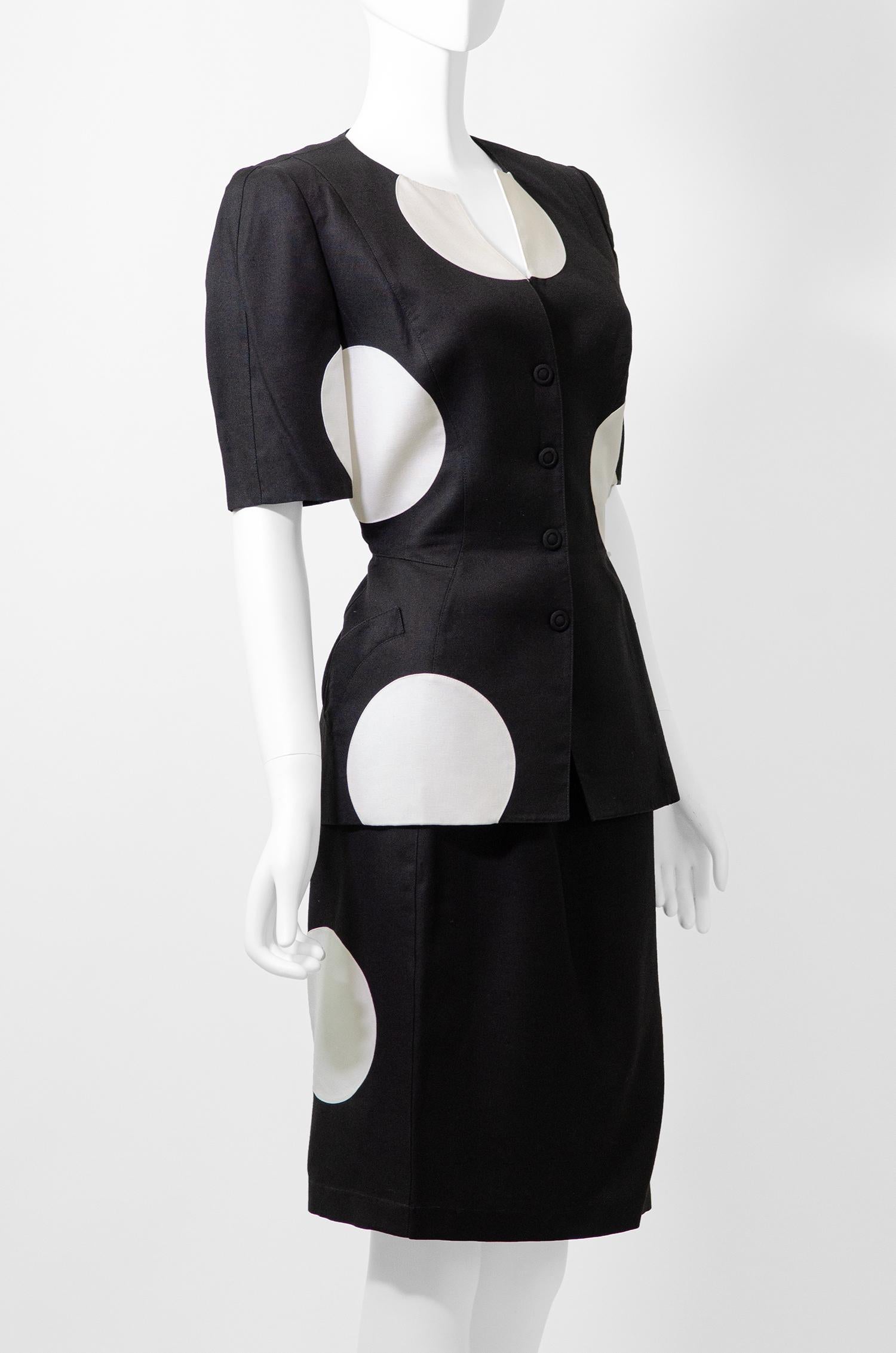 THIERRY MUGLER S/S 1998 Rare costume de défilé à pois documenté par Helmut Newton 4