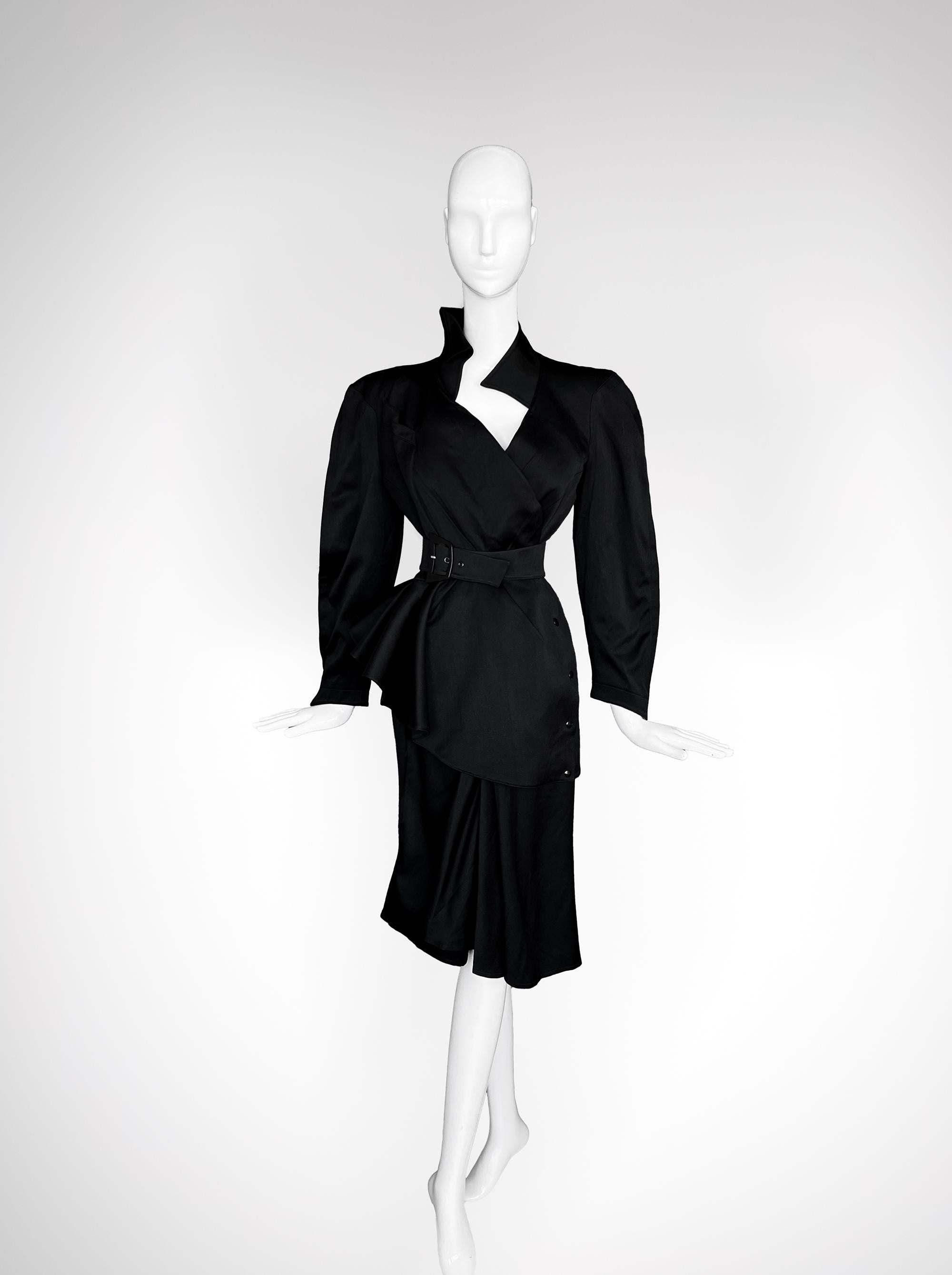 Thierry Mugler Sculptural Ensemble SS 1987 Black Suit Dress In Good Condition For Sale In Berlin, BE